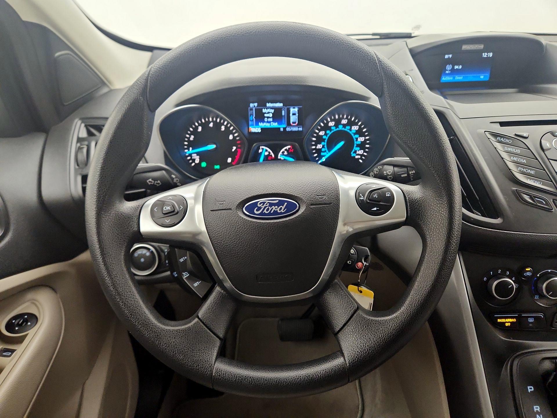 Thumbnail: 2016 Ford Escape - 10