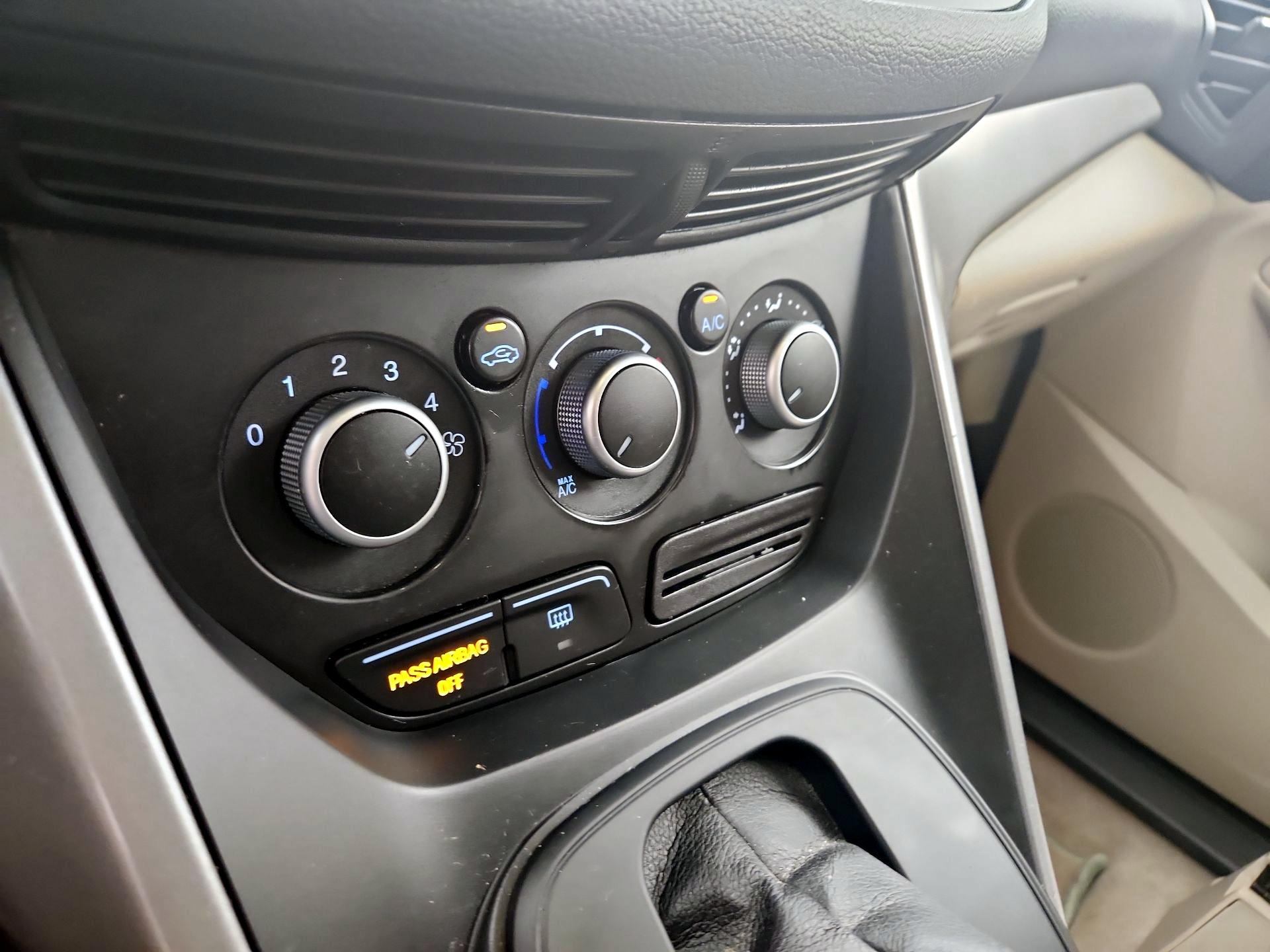 Thumbnail: 2016 Ford Escape - 16