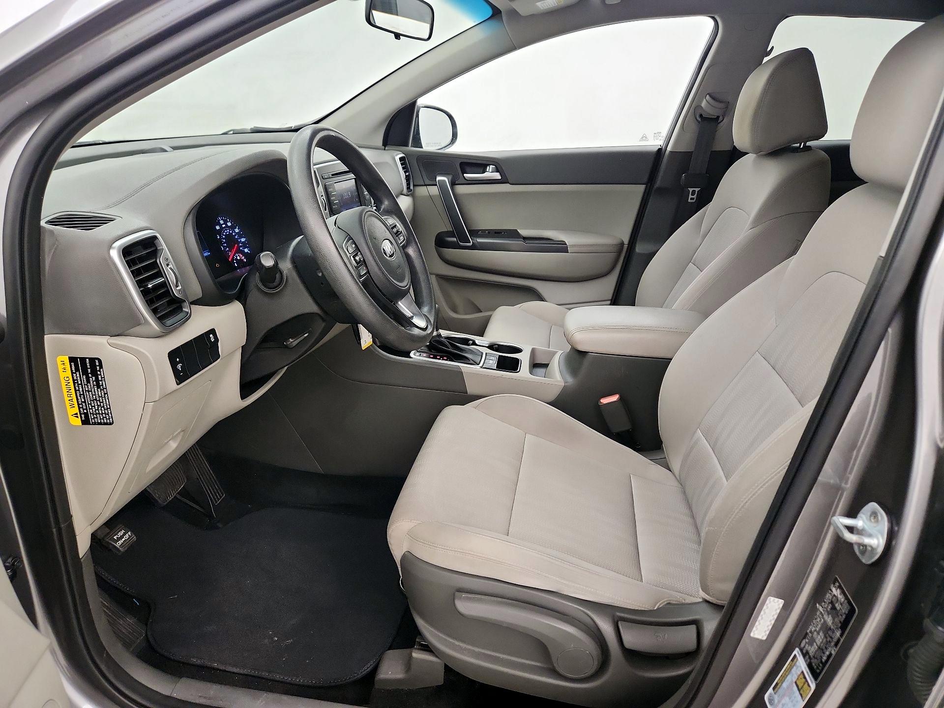 Thumbnail: 2017 Kia Sportage - 11