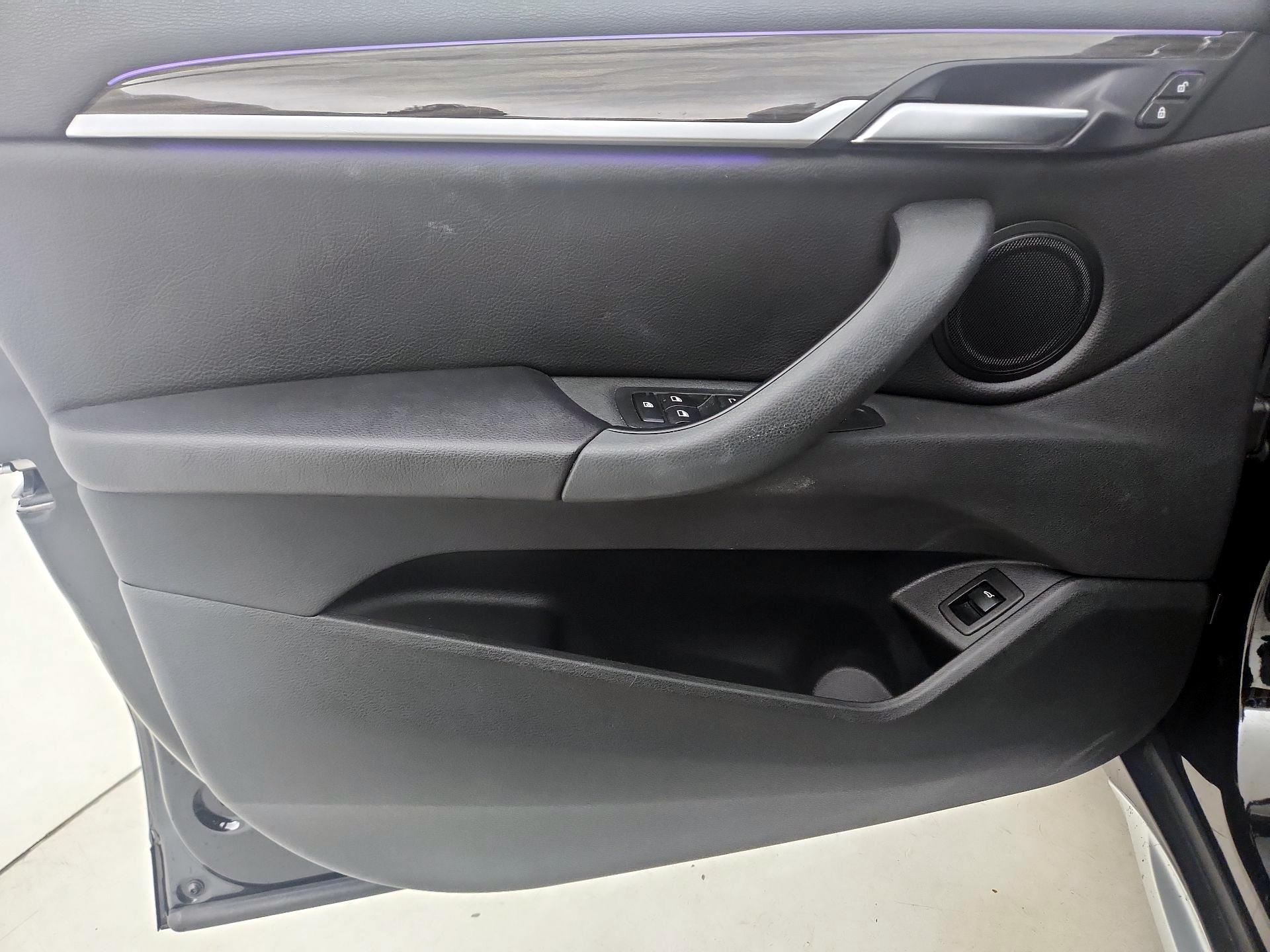 Thumbnail: 2021 BMW X1 - 12