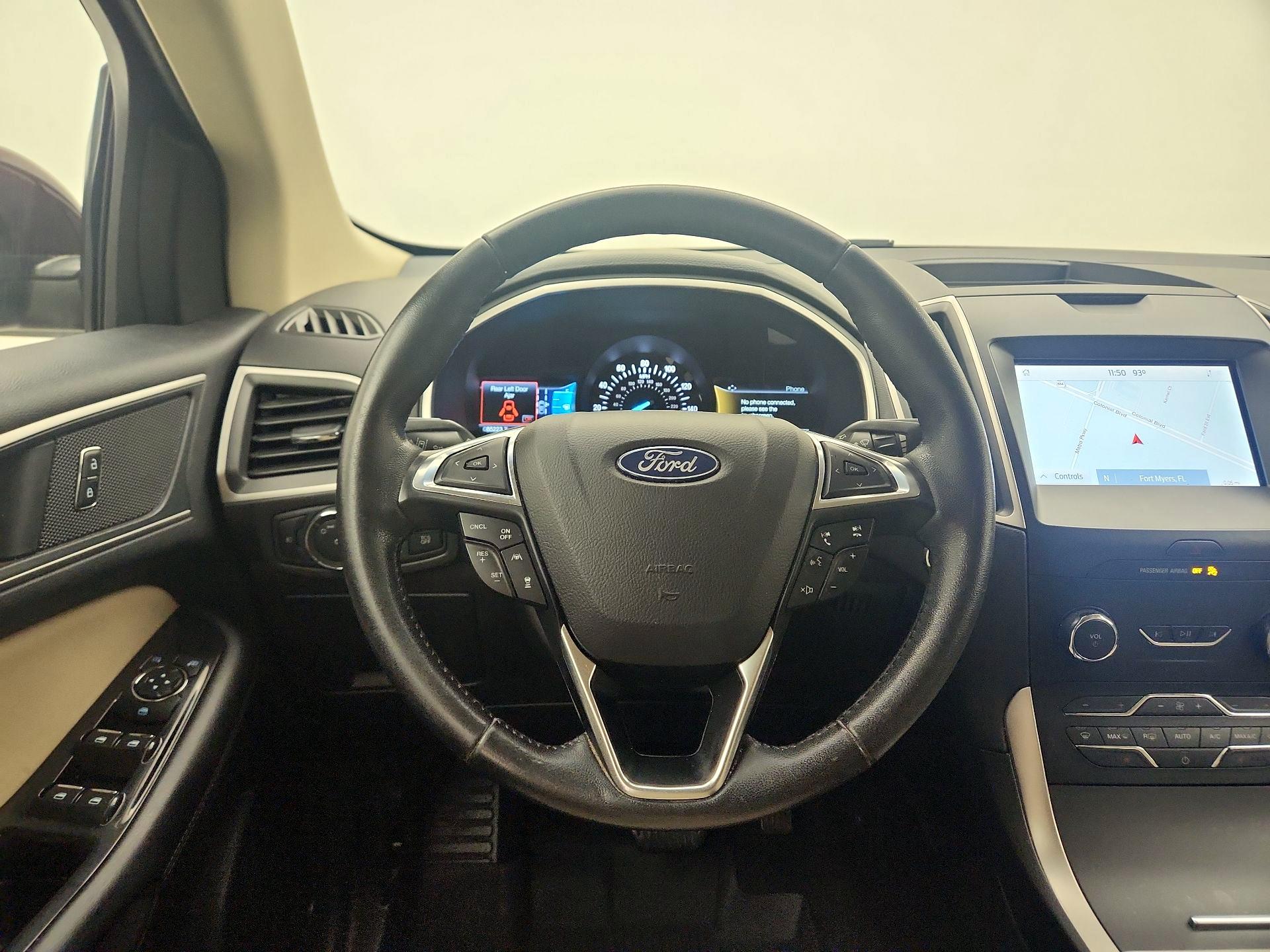 Thumbnail: 2020 Ford Edge - 10