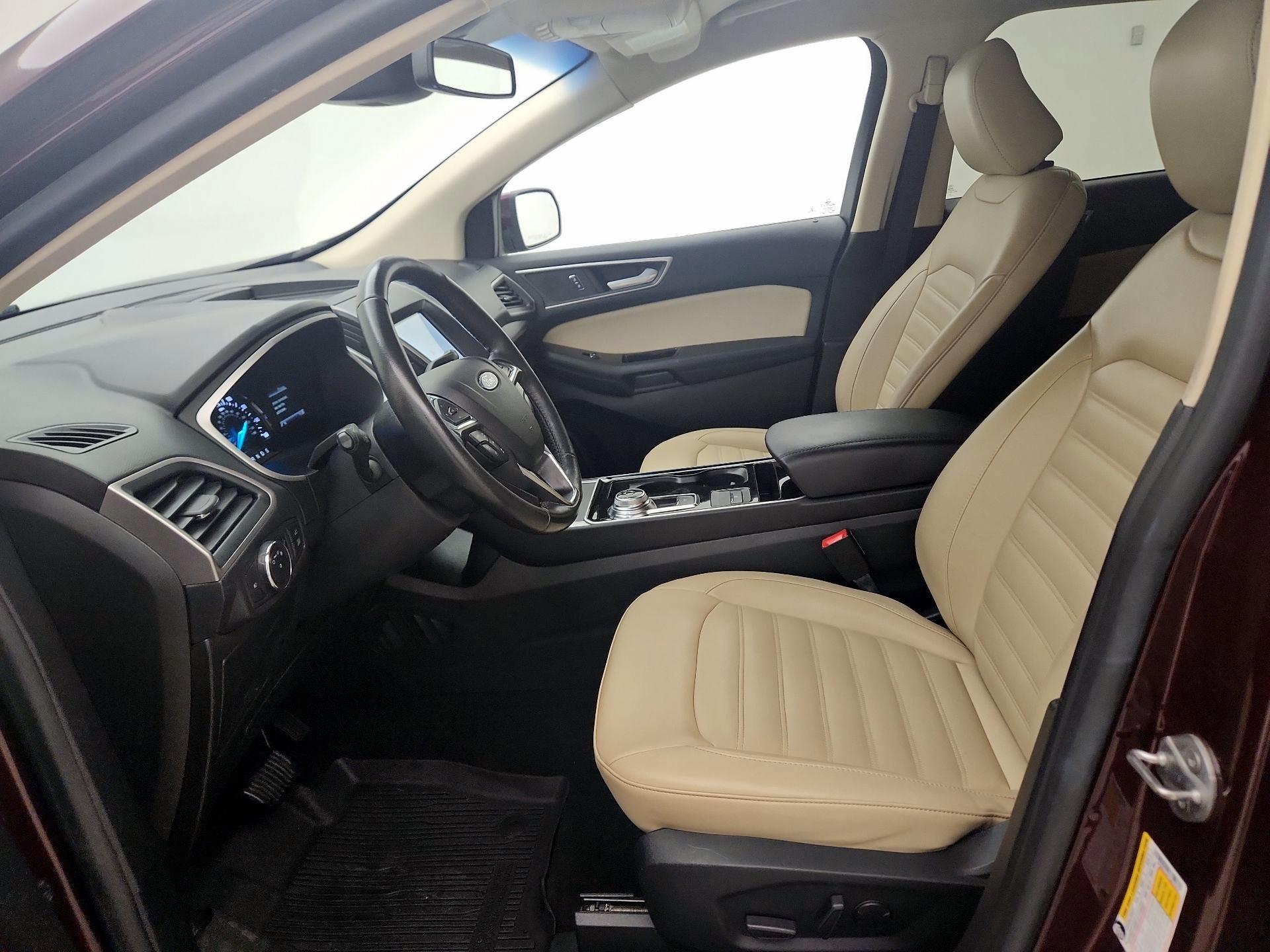 Thumbnail: 2020 Ford Edge - 11