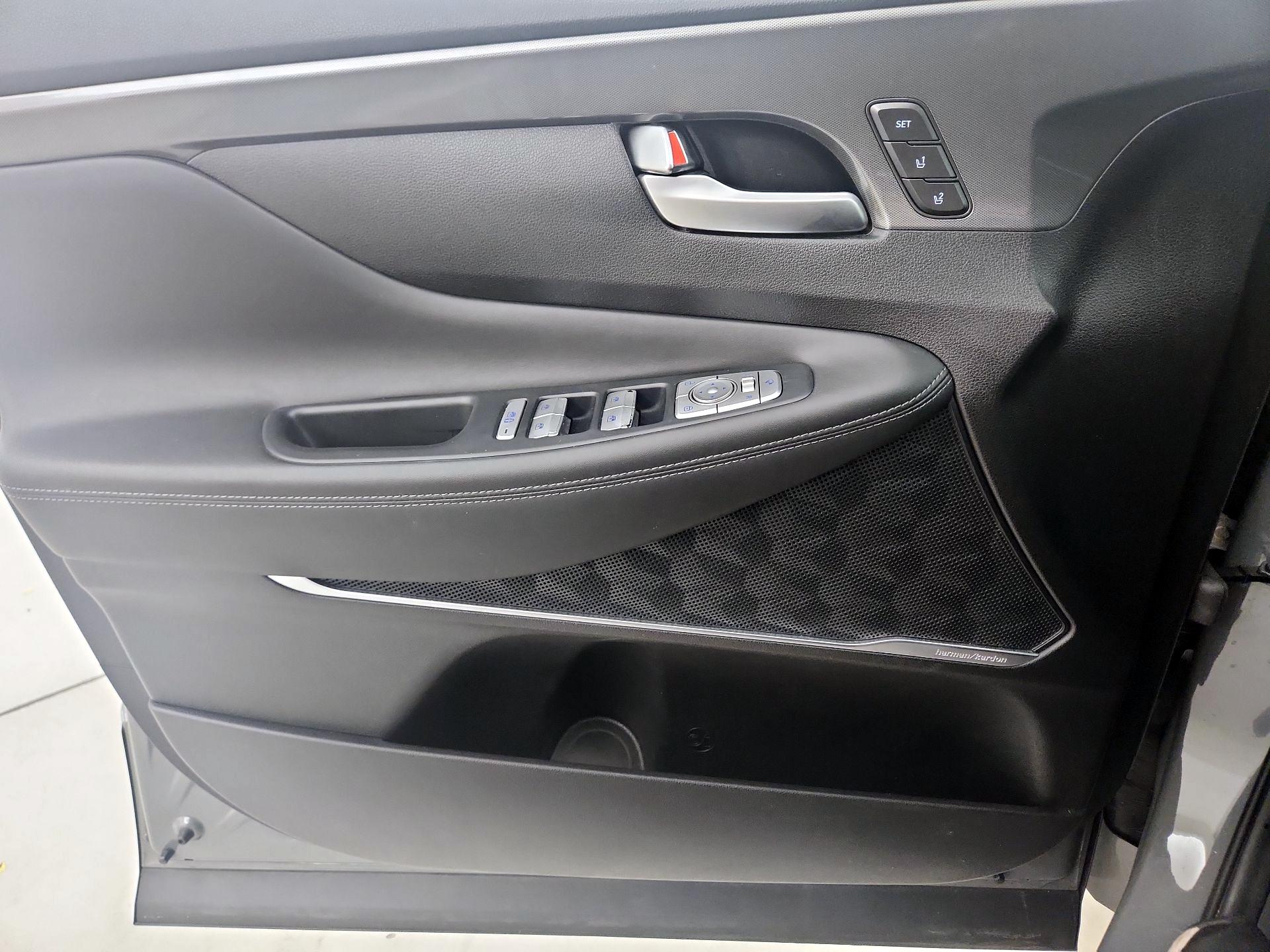 Thumbnail: 2022 Hyundai Santa Fe - 12