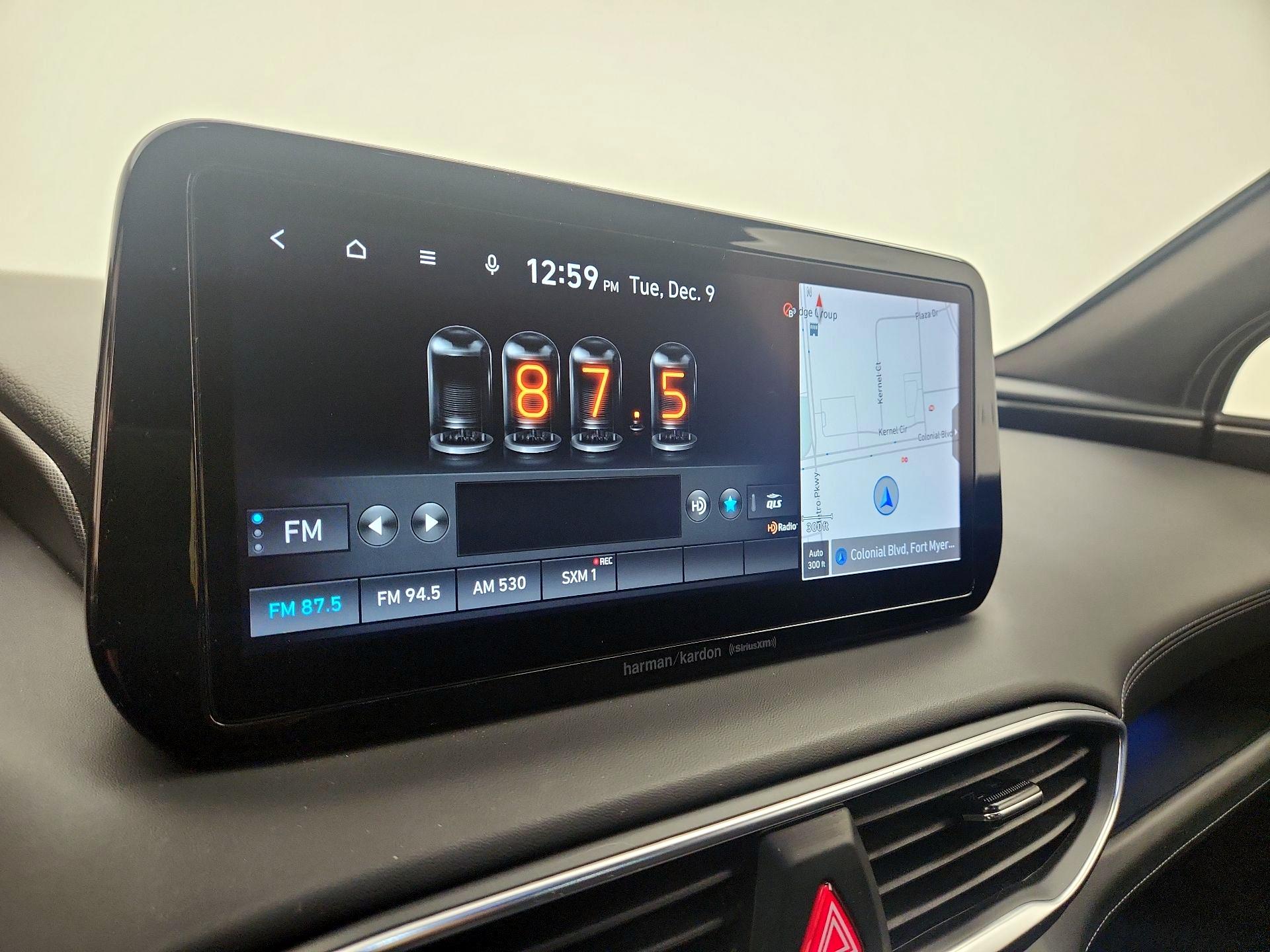 Thumbnail: 2022 Hyundai Santa Fe - 15