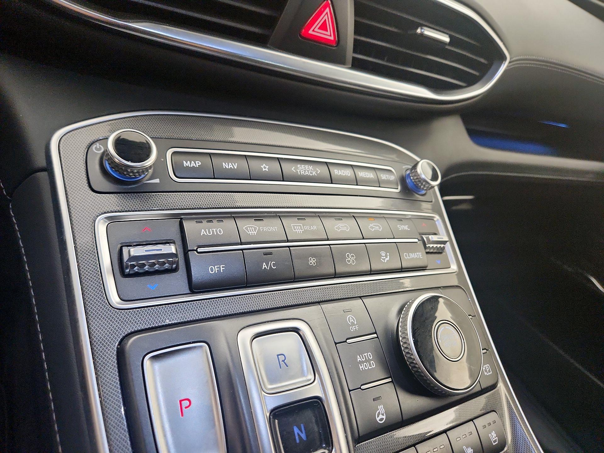 Thumbnail: 2022 Hyundai Santa Fe - 17