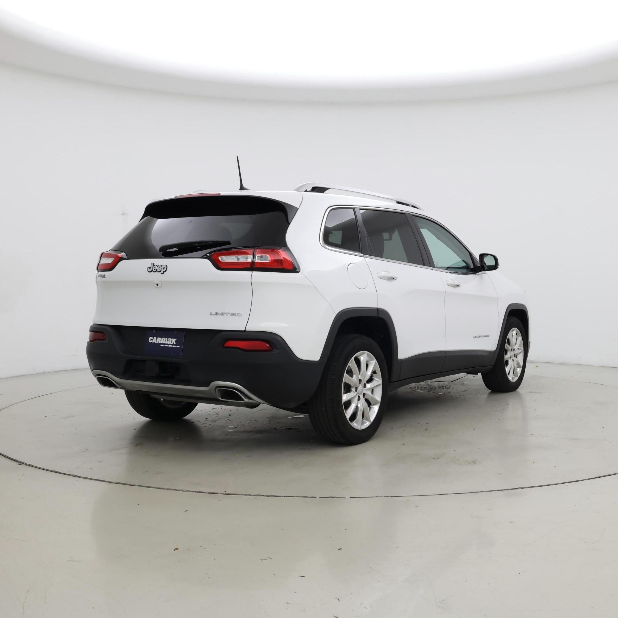Thumbnail: 2016 Jeep Cherokee - 8