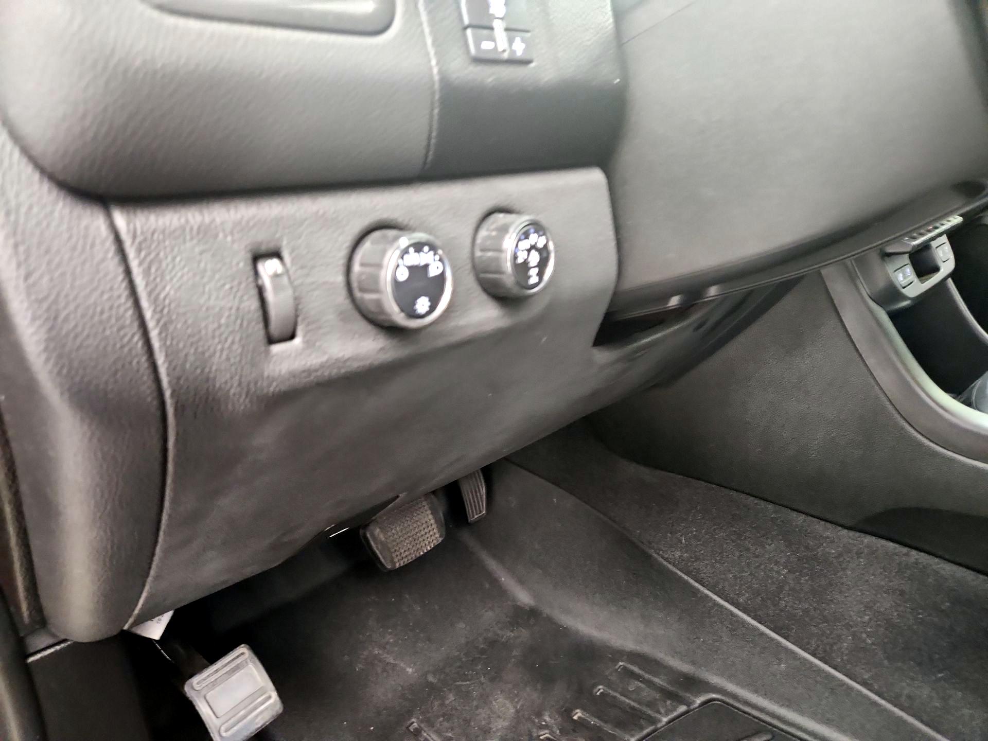 Thumbnail: 2019 Chevrolet Colorado - 13