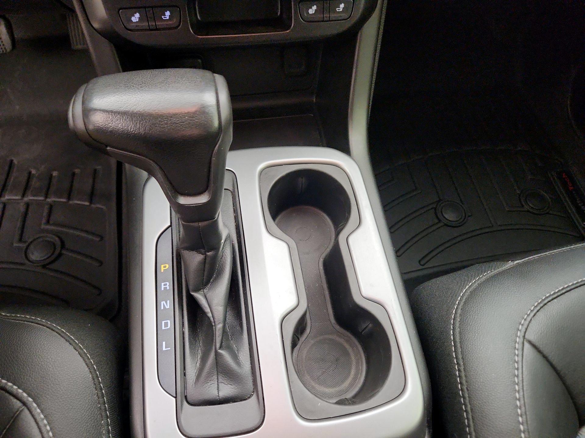 Thumbnail: 2019 Chevrolet Colorado - 17