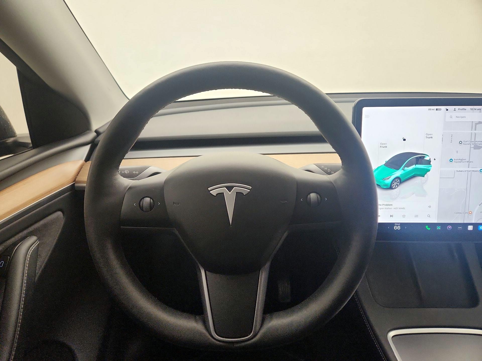 Thumbnail: 2024 Tesla Model Y - 10