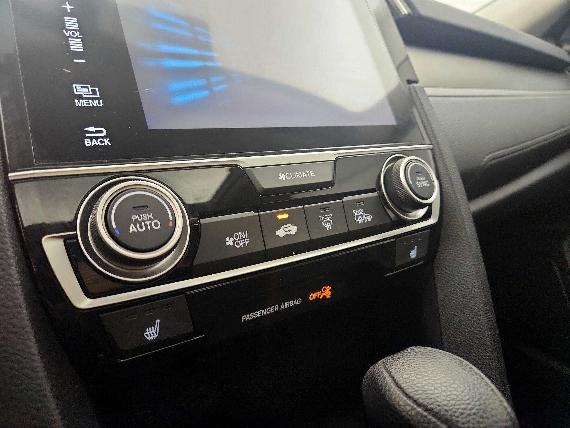 Thumbnail: 2016 Honda Civic - 16