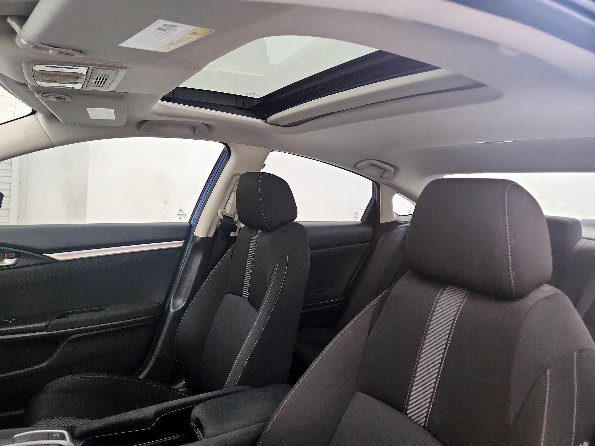 Thumbnail: 2016 Honda Civic - 19