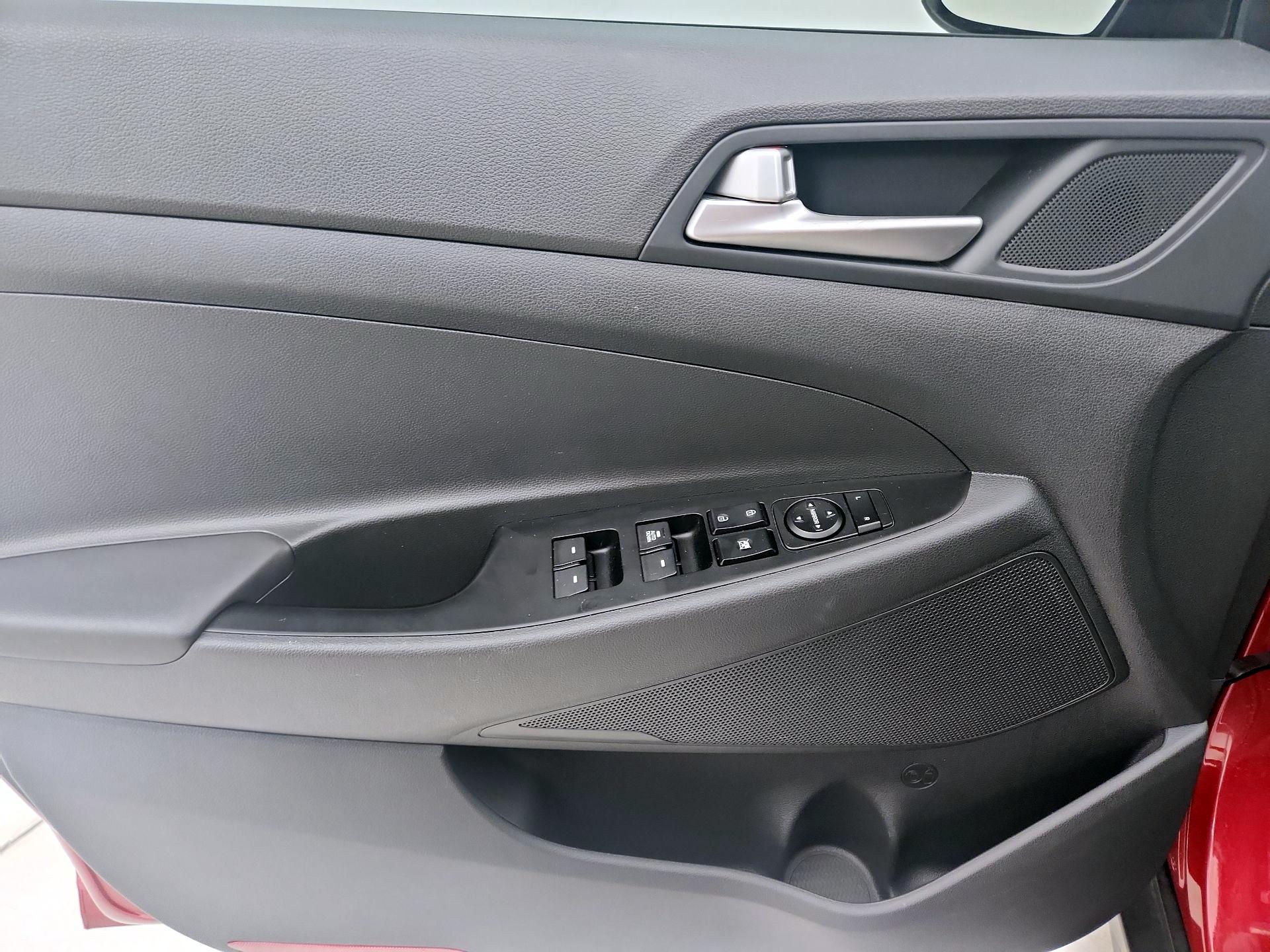 Thumbnail: 2021 Hyundai Tucson - 12