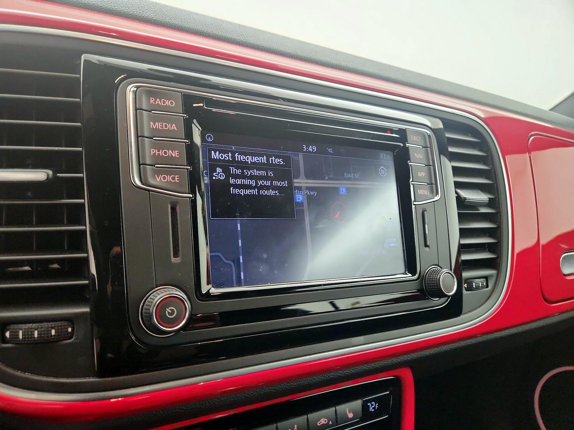 Thumbnail: 2019 Volkswagen Beetle - 14