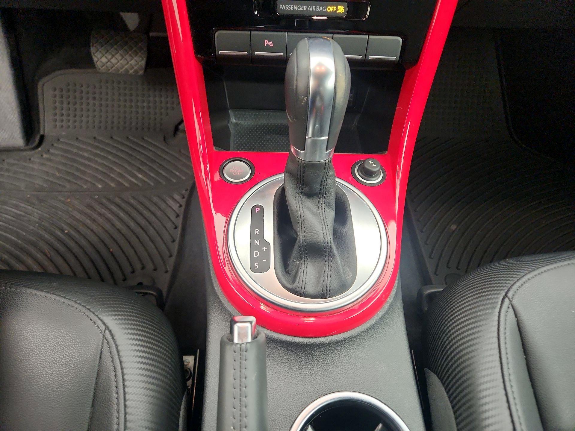 Thumbnail: 2019 Volkswagen Beetle - 18