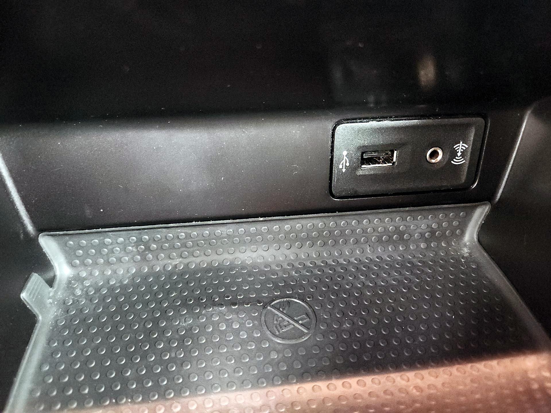 Thumbnail: 2019 Volkswagen Beetle - 19