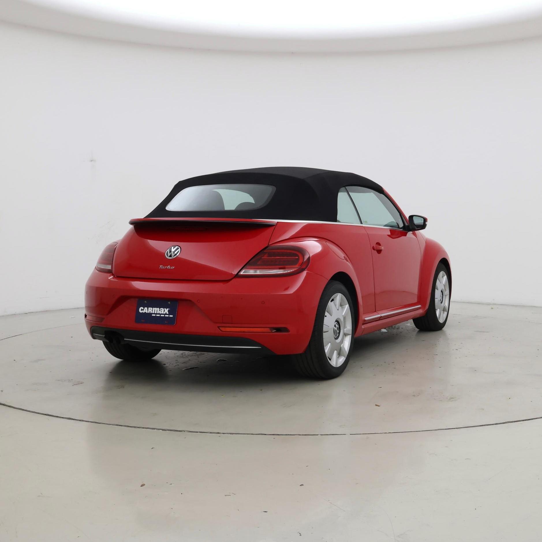 Thumbnail: 2019 Volkswagen Beetle - 8