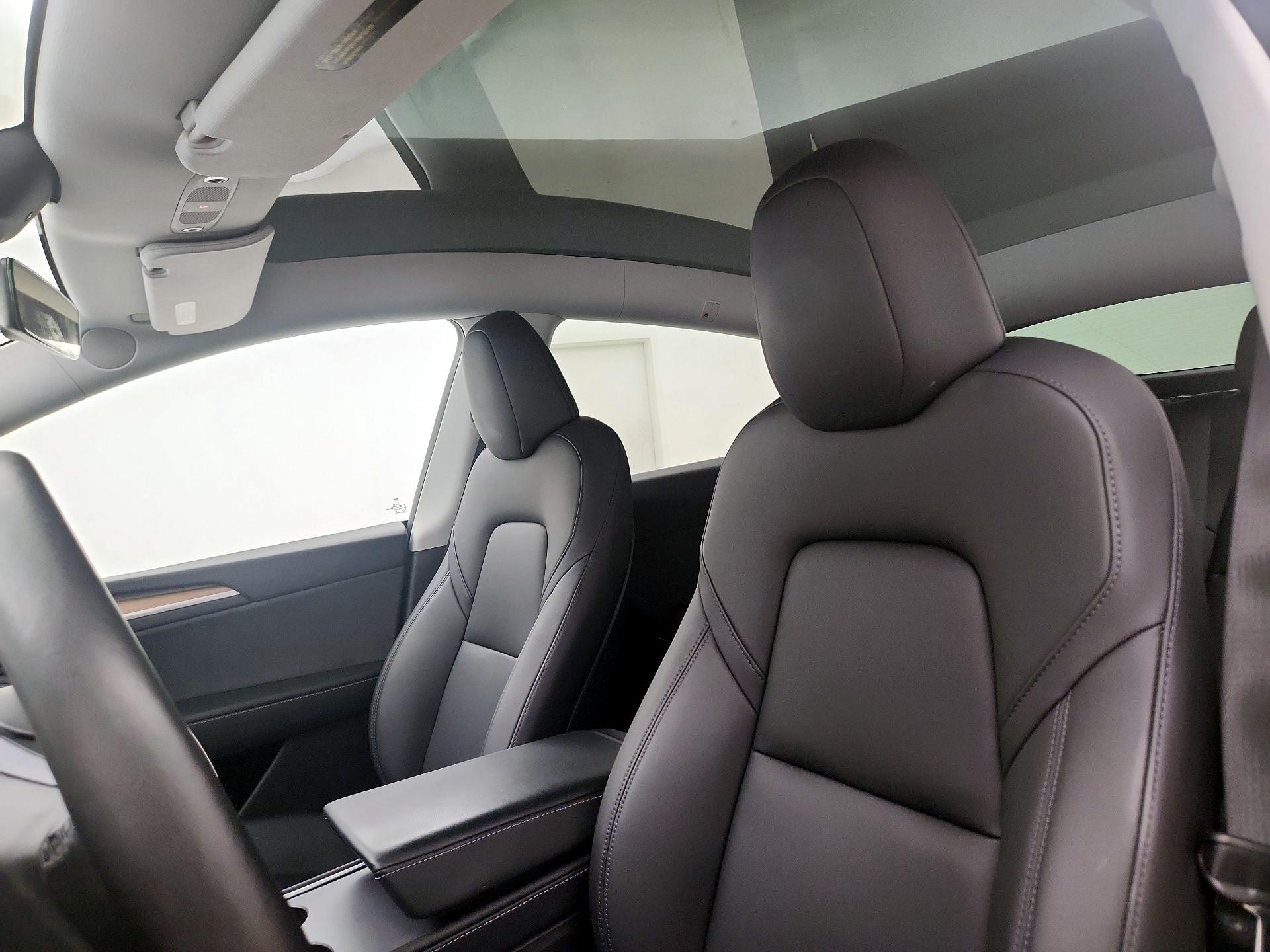 Thumbnail: 2024 Tesla Model Y - 18