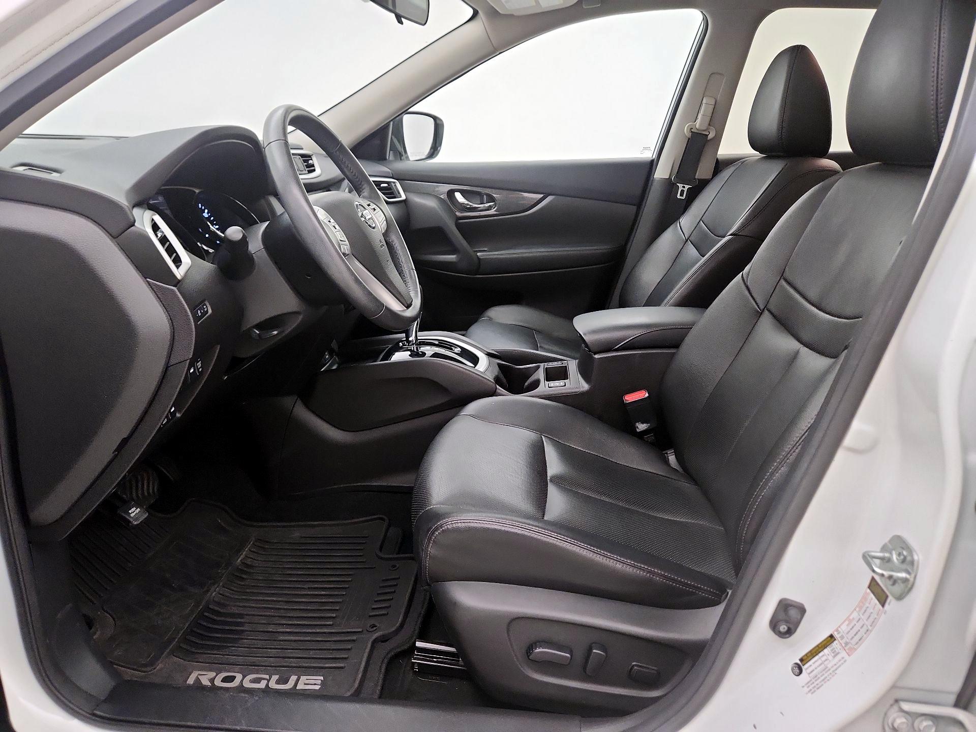 Thumbnail: 2016 Nissan Rogue - 11