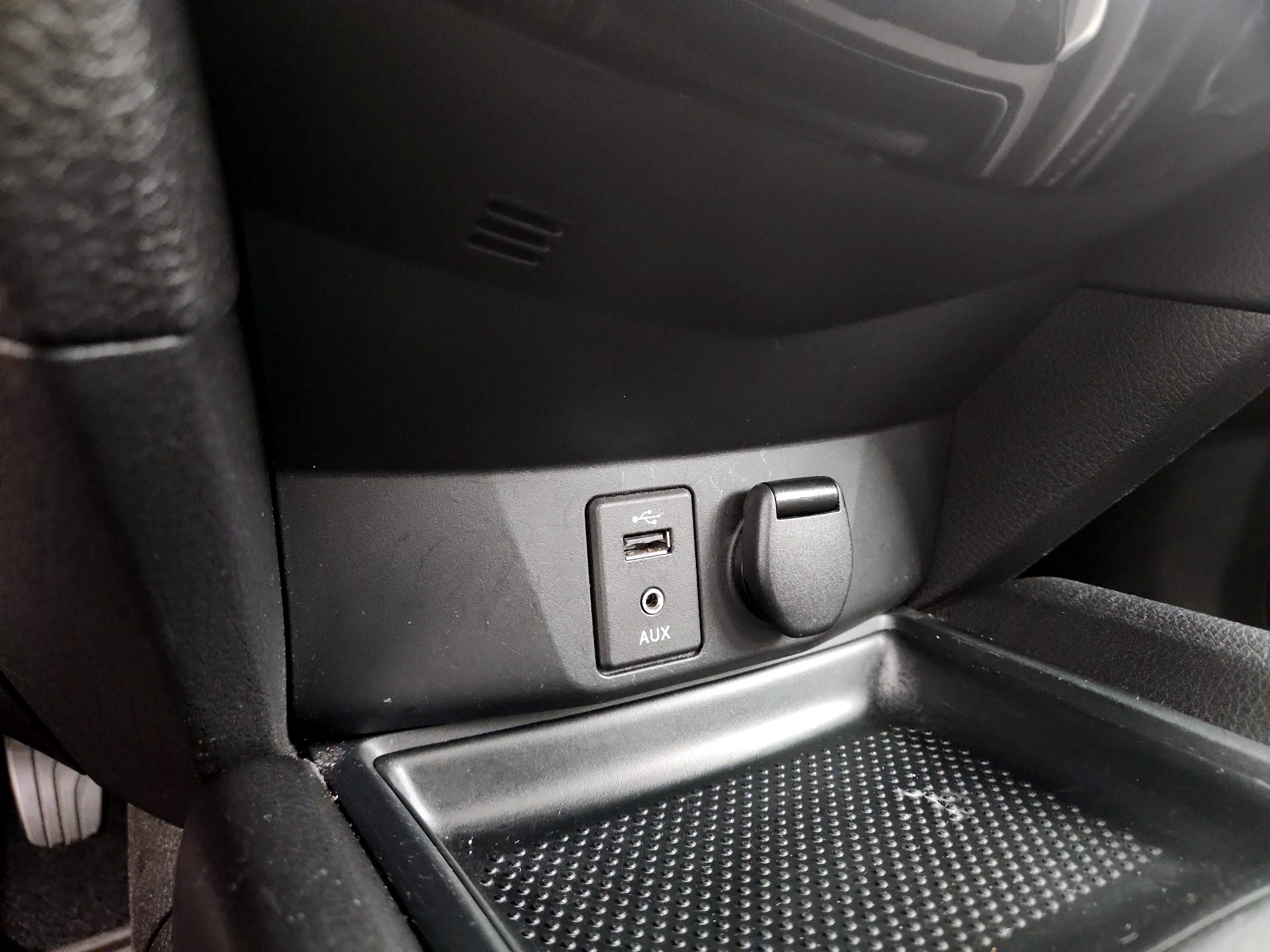 Thumbnail: 2016 Nissan Rogue - 19