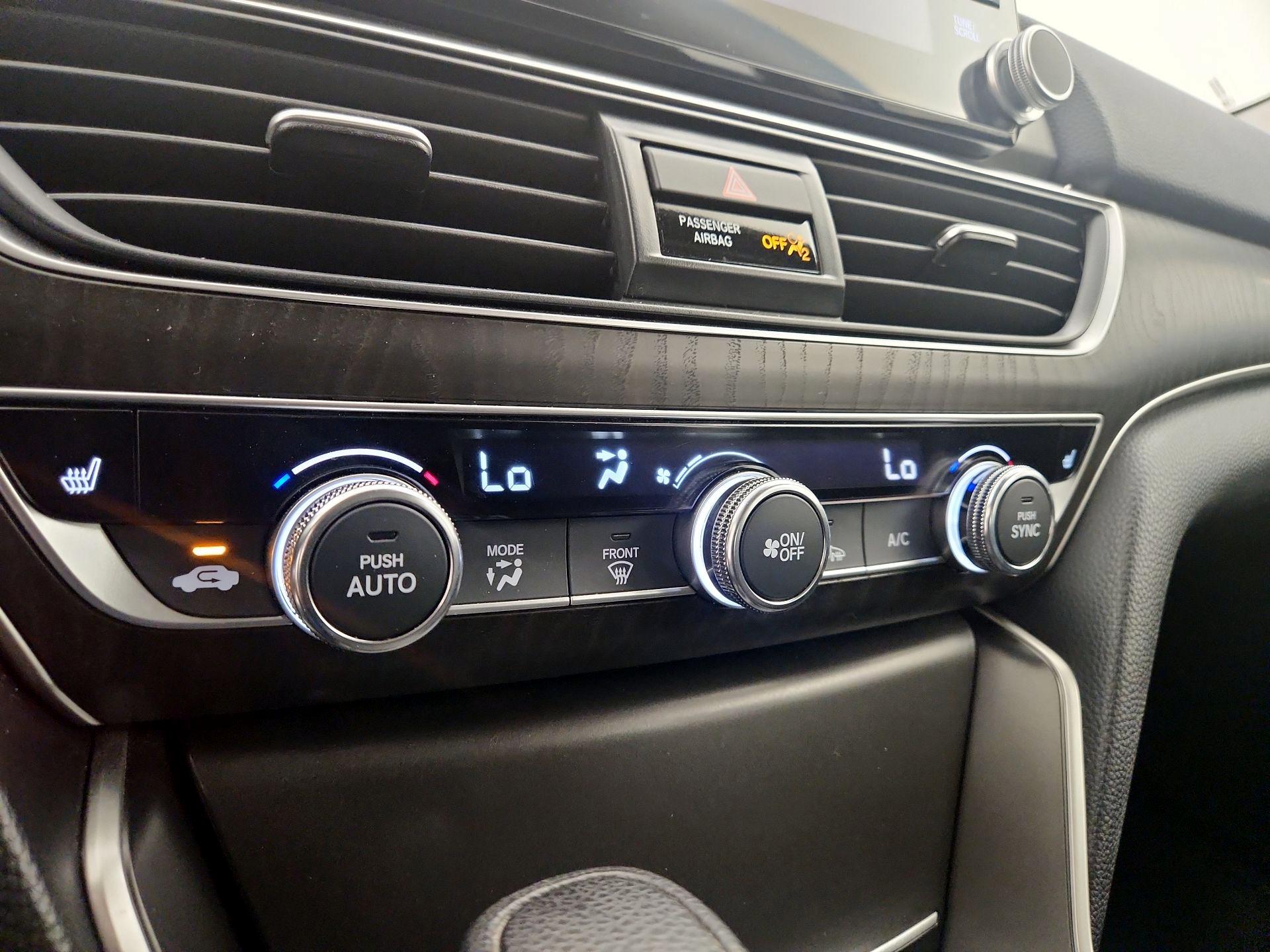 Thumbnail: 2019 Honda Accord - 16