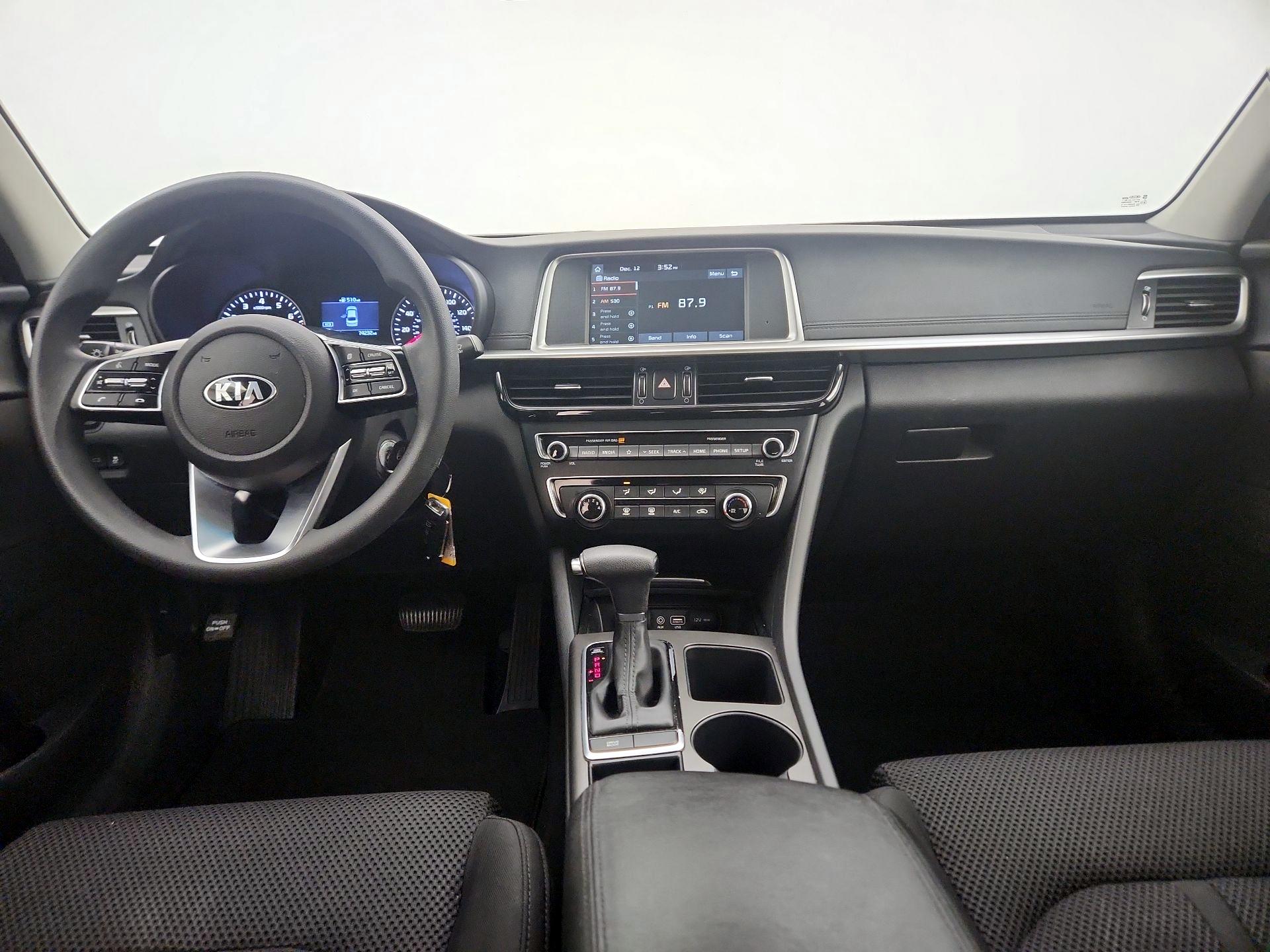 Thumbnail: 2020 Kia Optima - 9