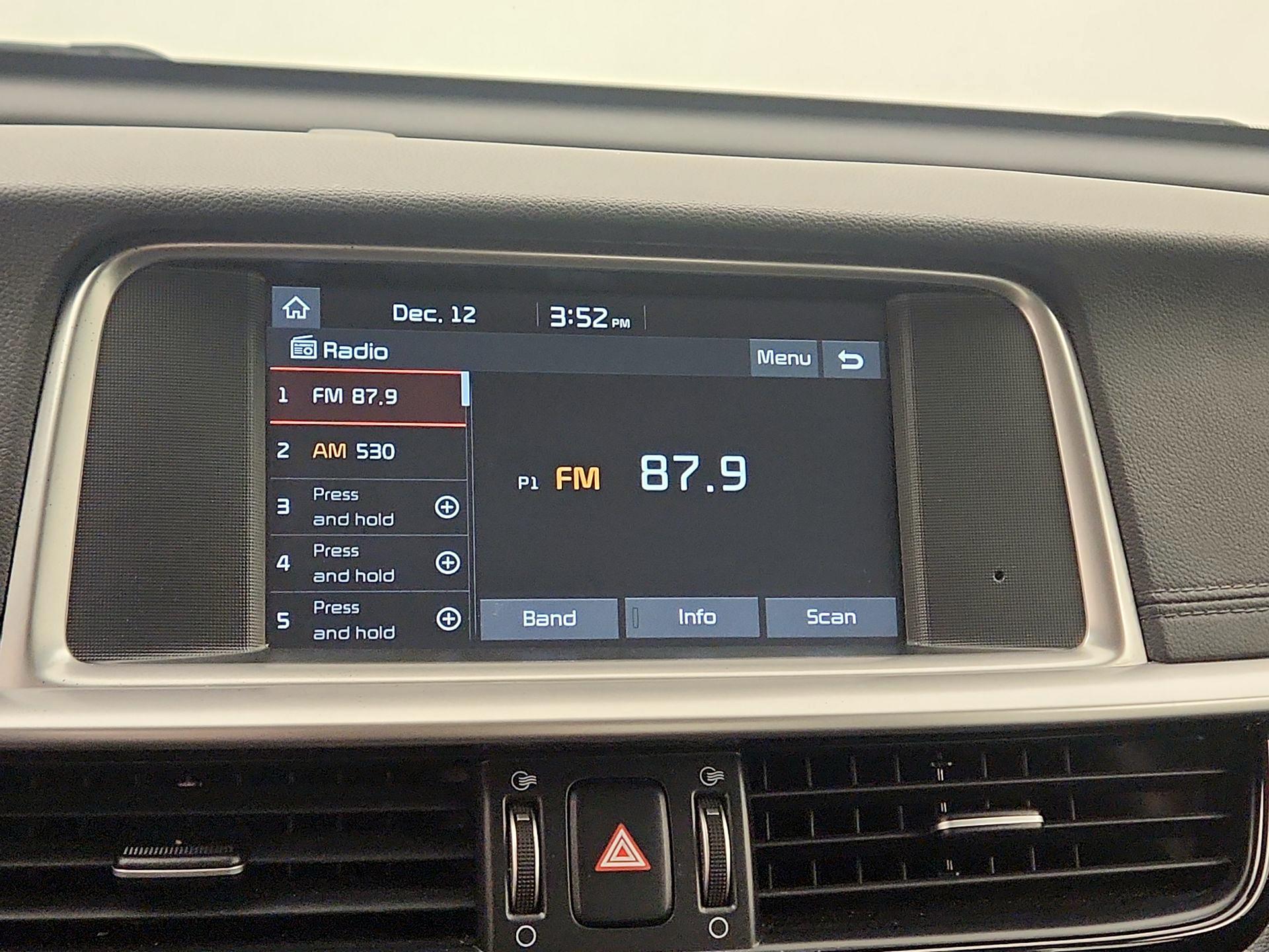 Thumbnail: 2020 Kia Optima - 15