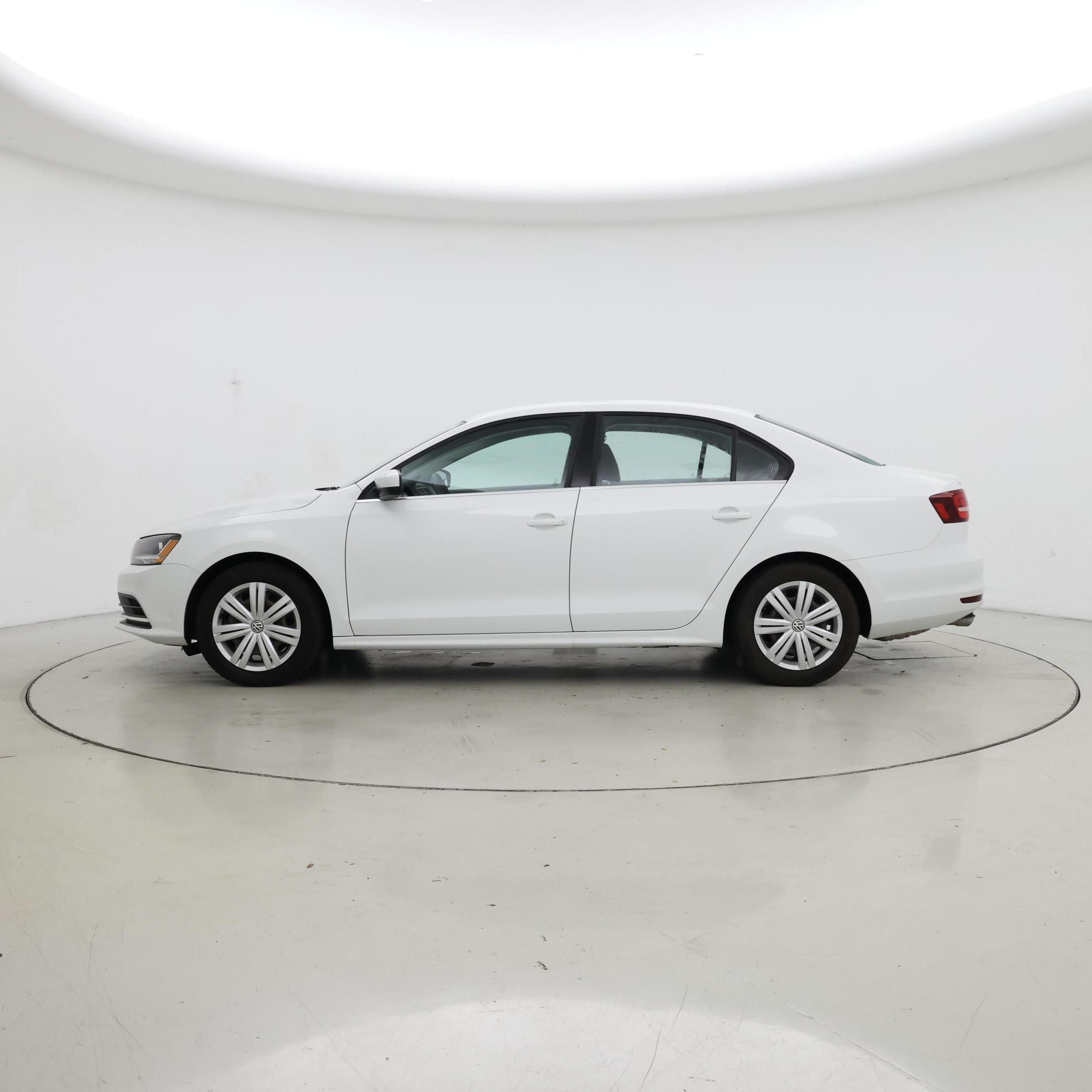 Thumbnail: 2017 Volkswagen Jetta - 3