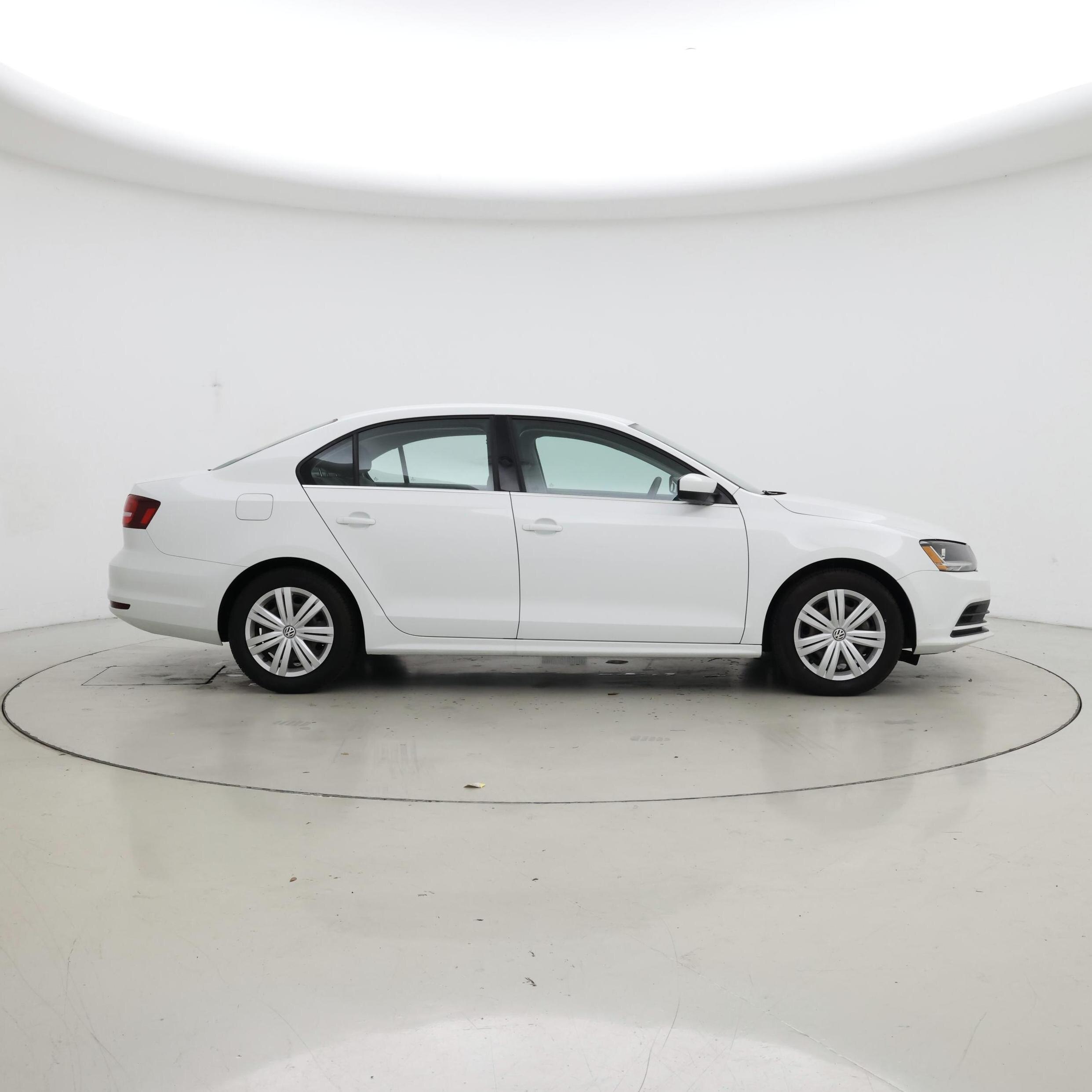 Thumbnail: 2017 Volkswagen Jetta - 7