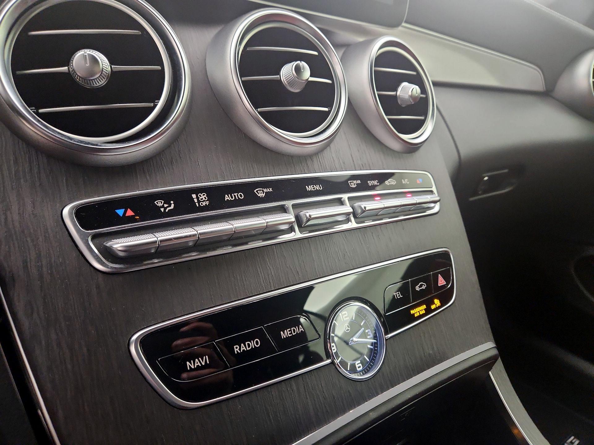 Thumbnail: 2021 Mercedes-Benz C-Class - 16