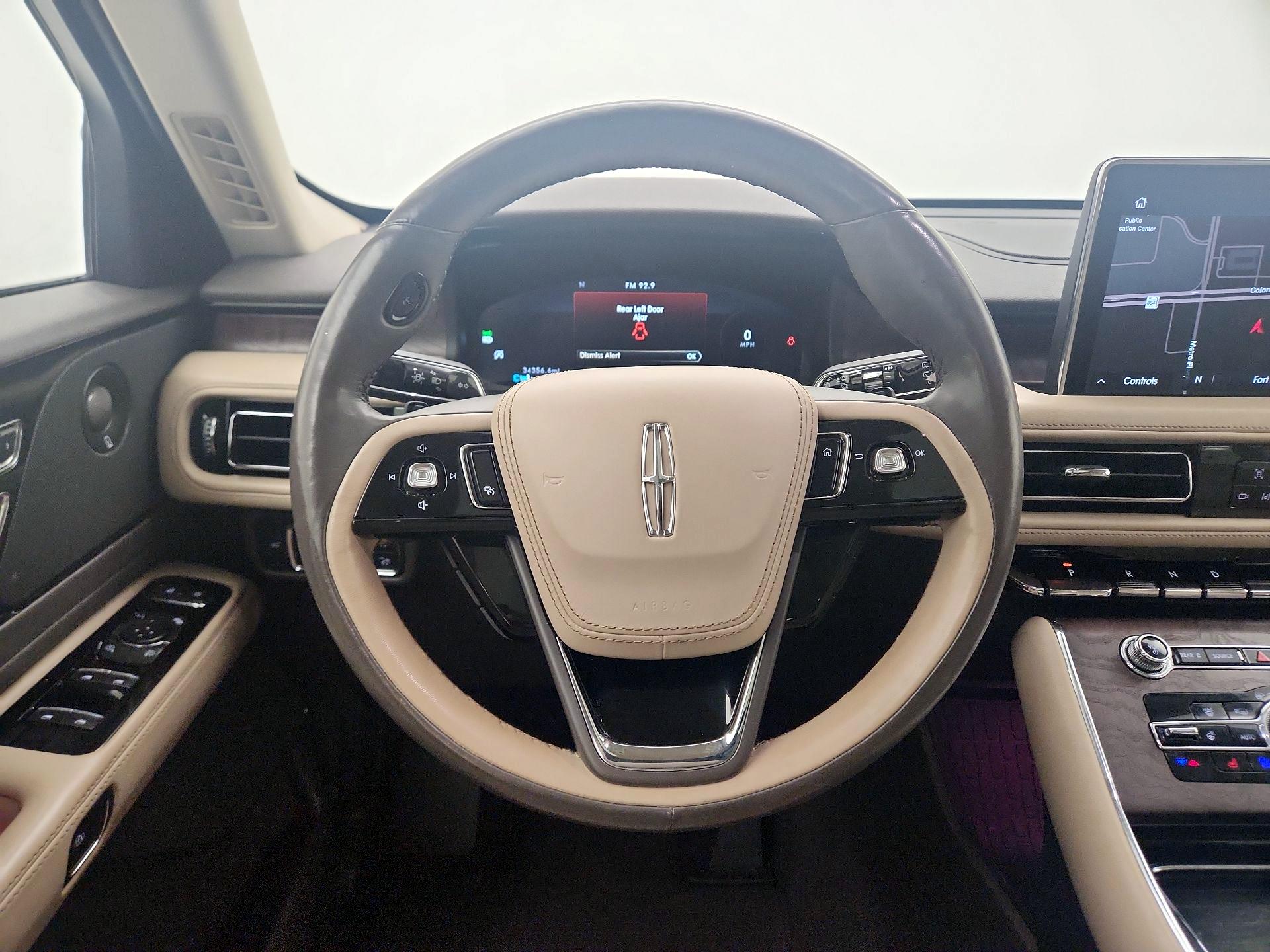 Thumbnail: 2020 Lincoln Aviator - 10