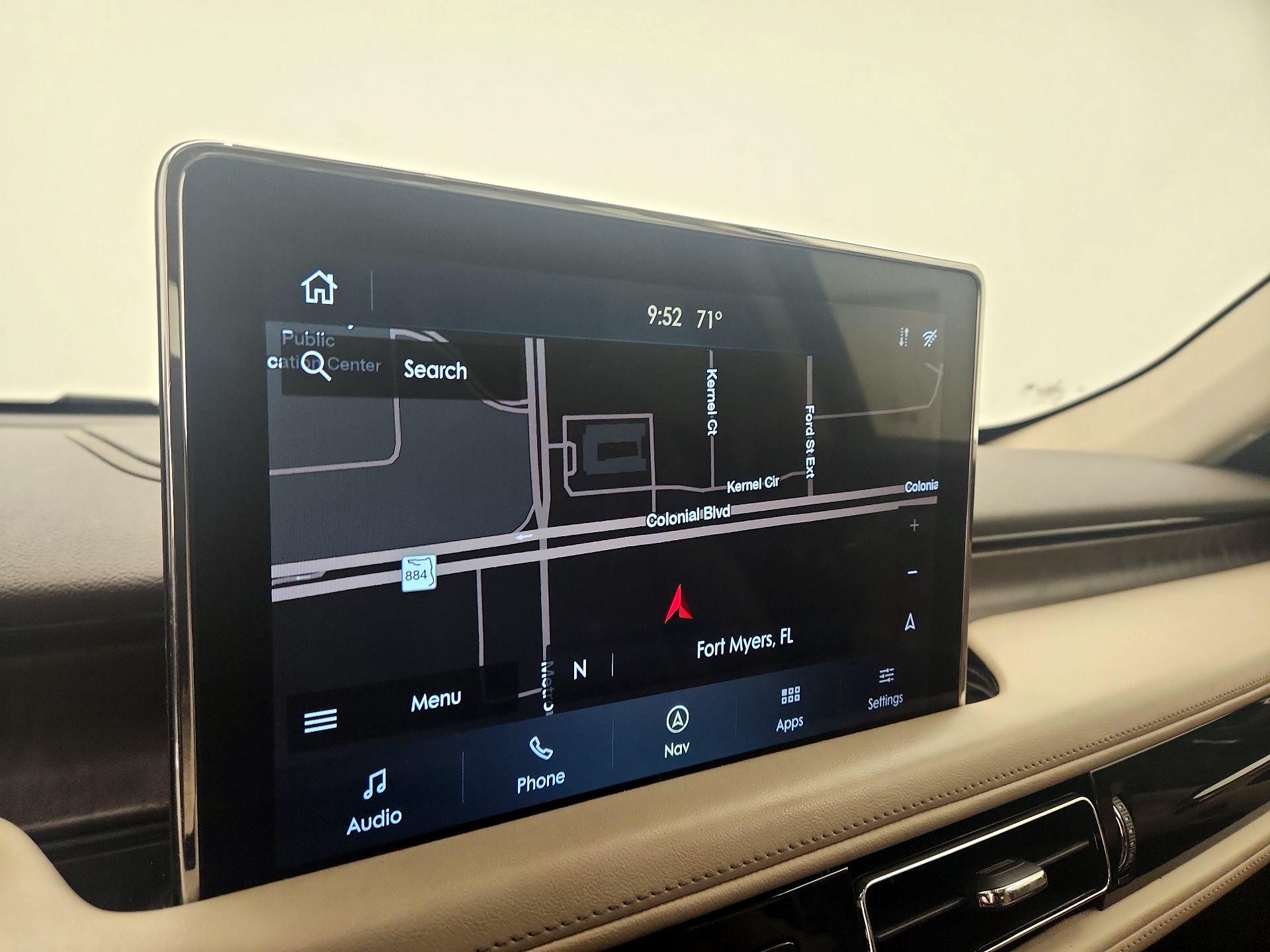 Thumbnail: 2020 Lincoln Aviator - 14