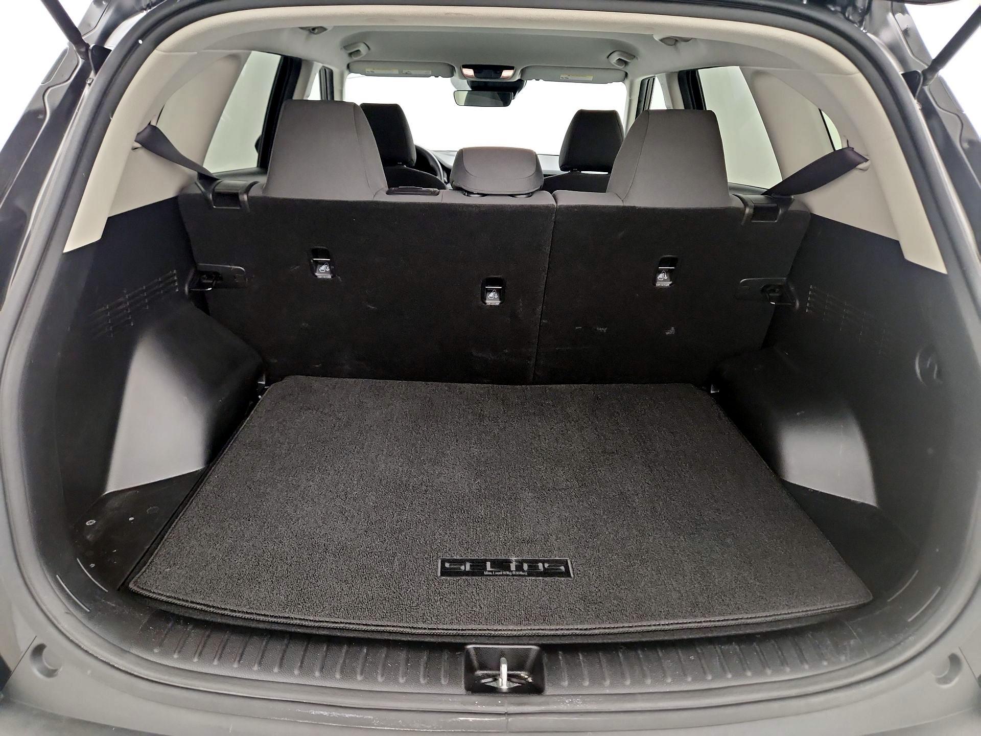 Thumbnail: 2023 Kia Seltos - 20