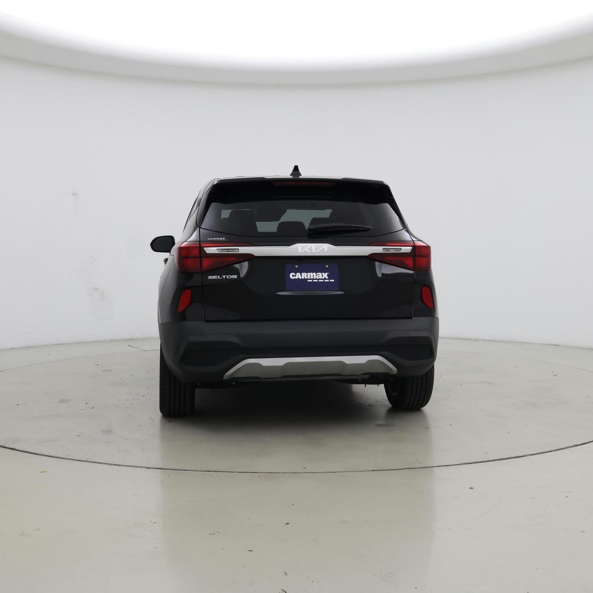 Thumbnail: 2023 Kia Seltos - 6