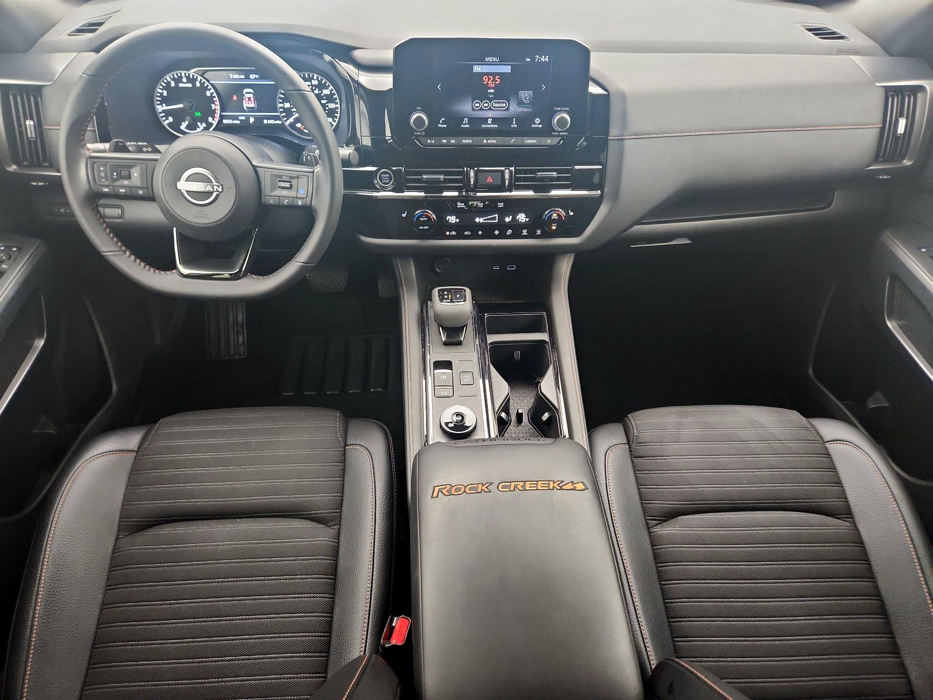 Thumbnail: 2024 Nissan Pathfinder - 9