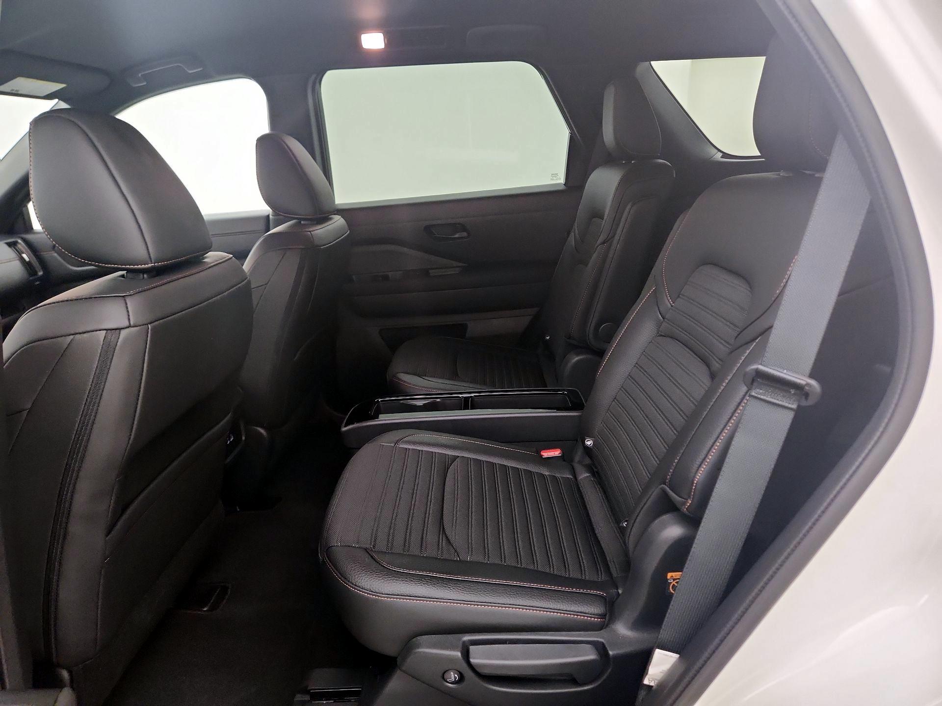 Thumbnail: 2024 Nissan Pathfinder - 19