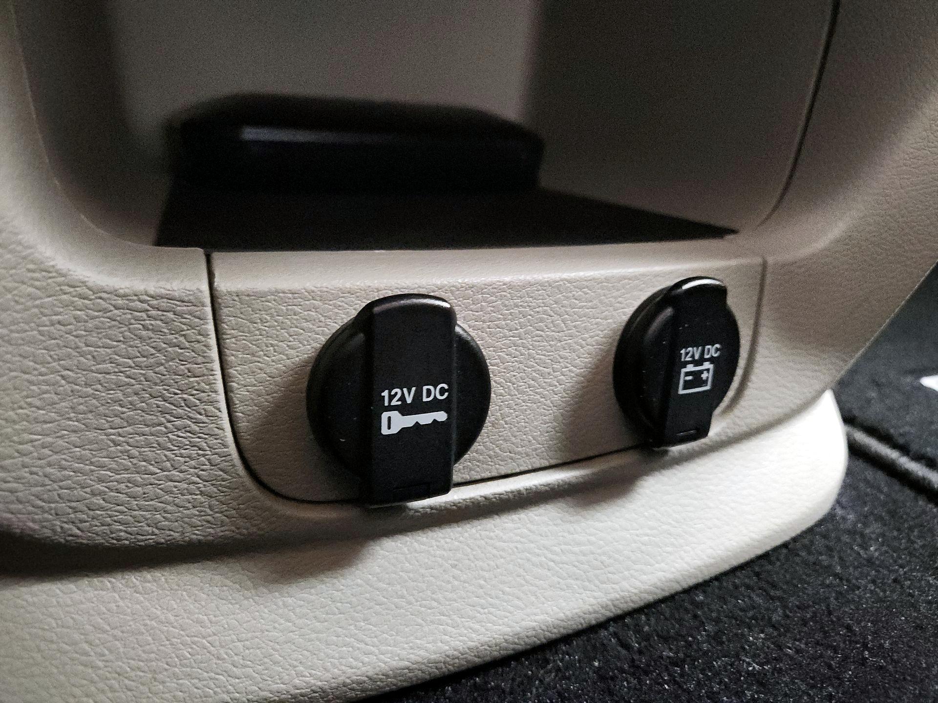 Thumbnail: 2017 Dodge Grand Caravan - 17