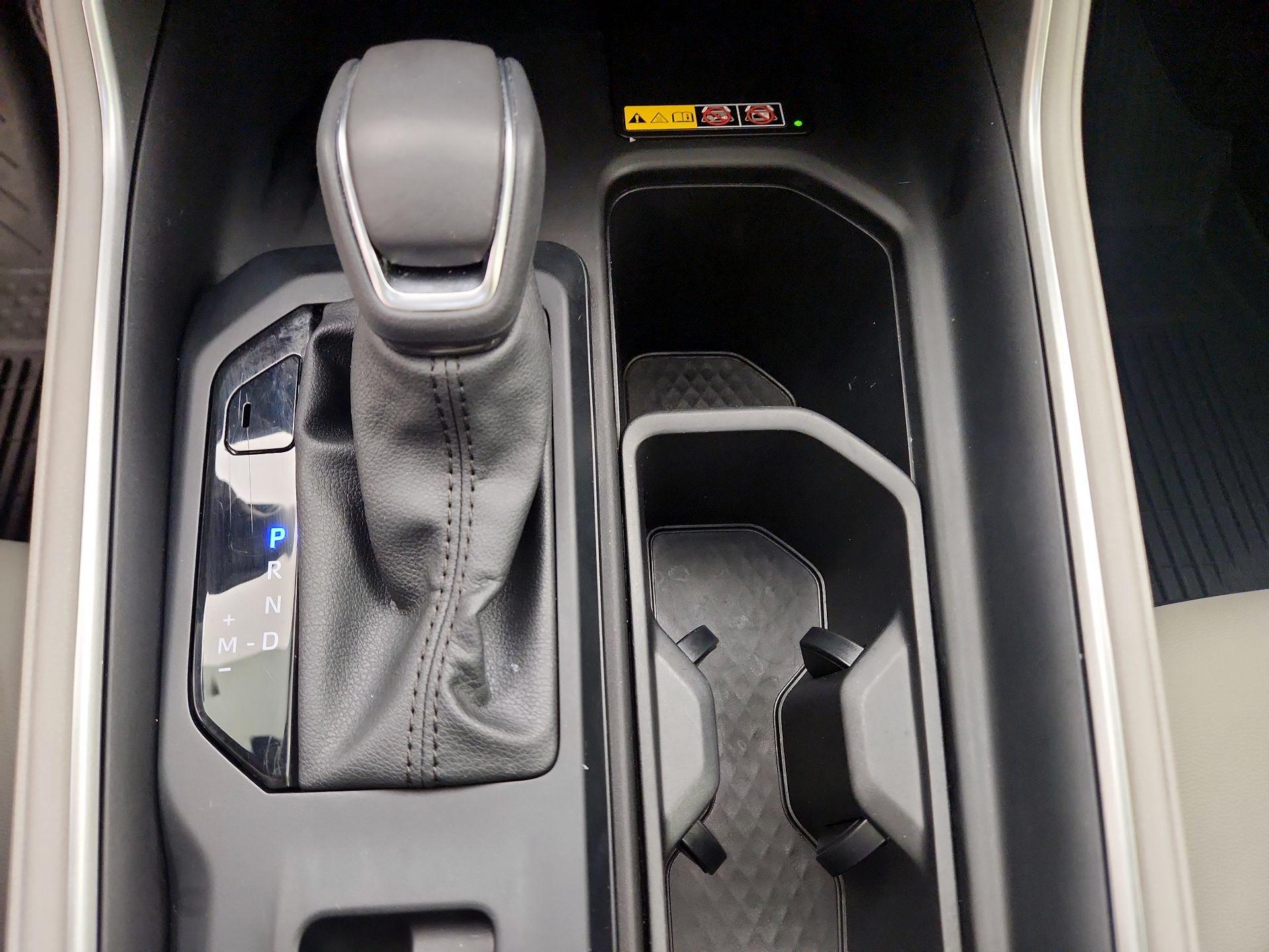 Thumbnail: 2024 Toyota Grand Highlander - 17