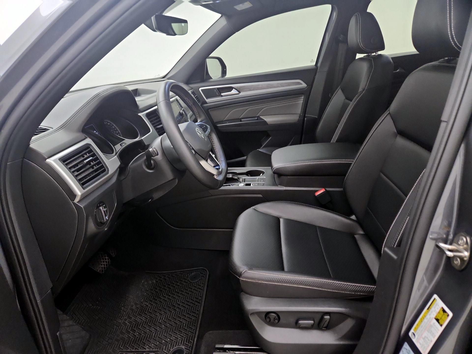 Thumbnail: 2021 Volkswagen Atlas - 11