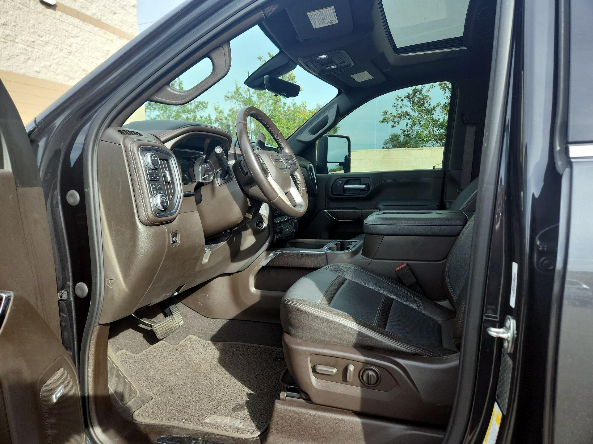 Thumbnail: 2021 GMC Sierra 3500 - 9