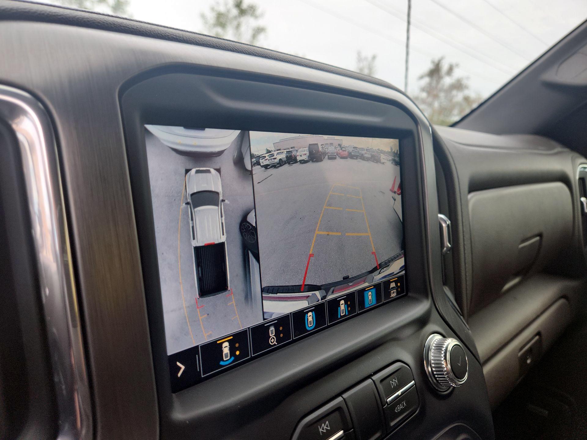 Thumbnail: 2021 GMC Sierra 3500 - 12