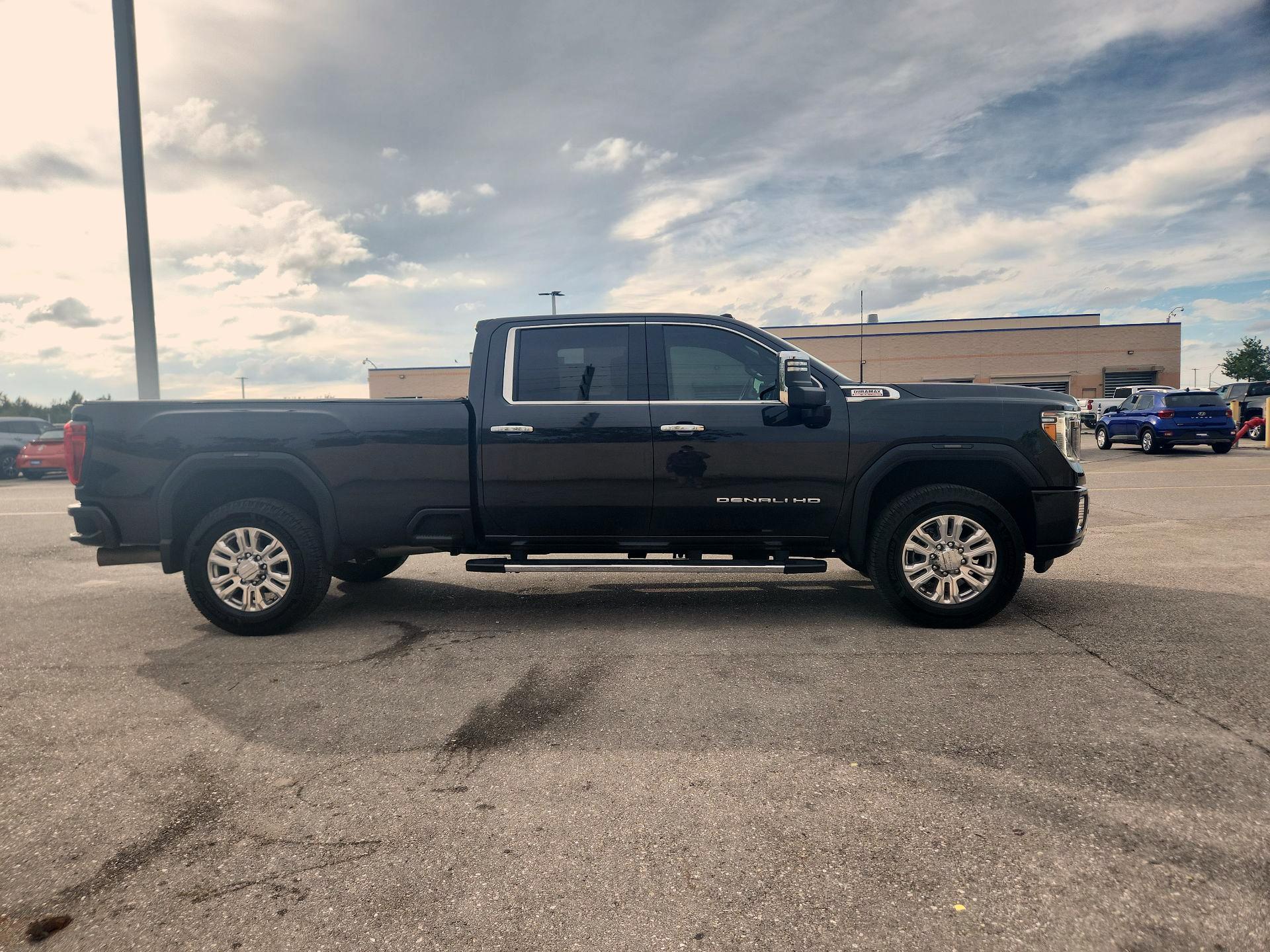 Thumbnail: 2021 GMC Sierra 3500 - 4