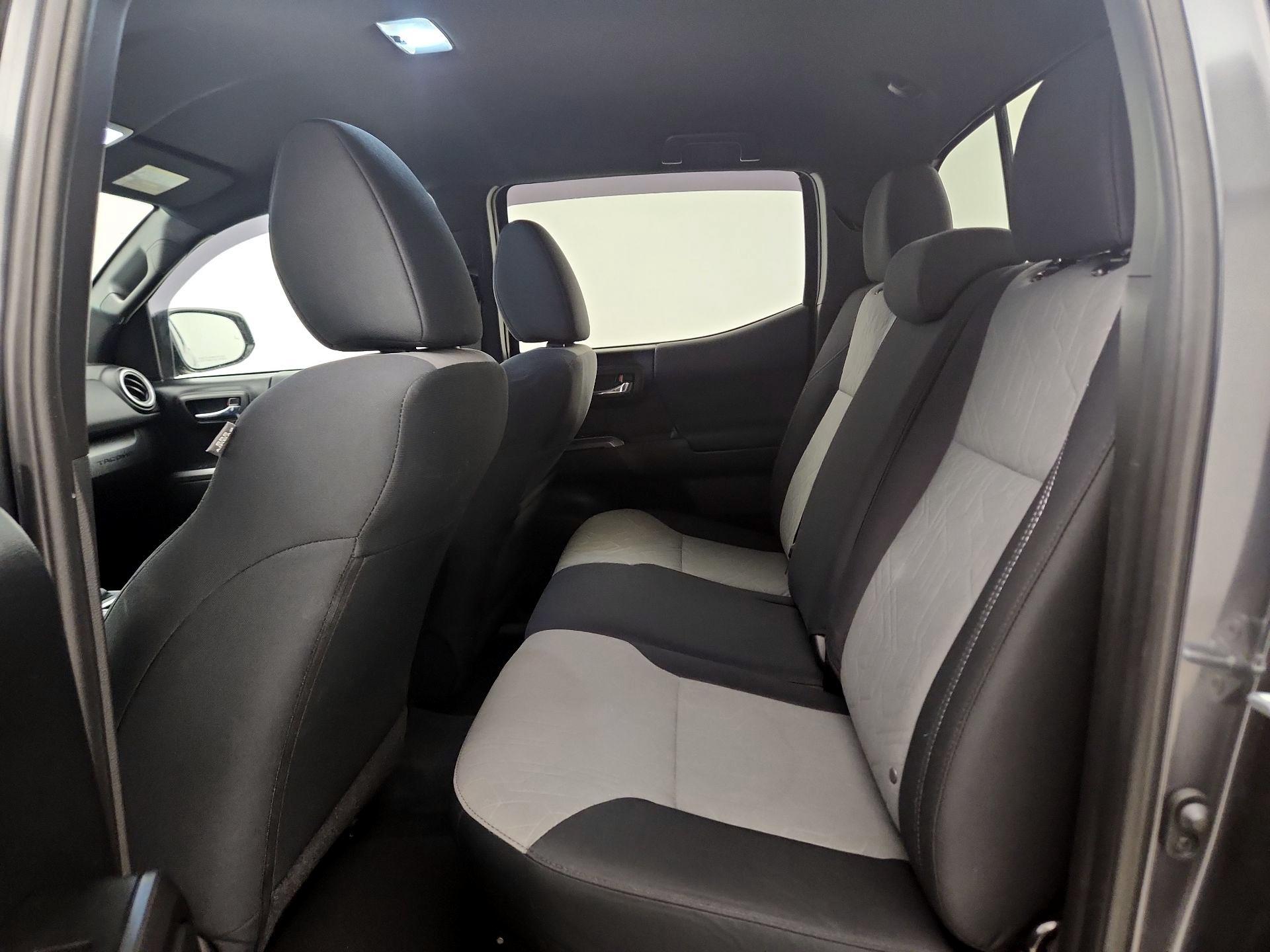 Thumbnail: 2021 Toyota Tacoma - 19