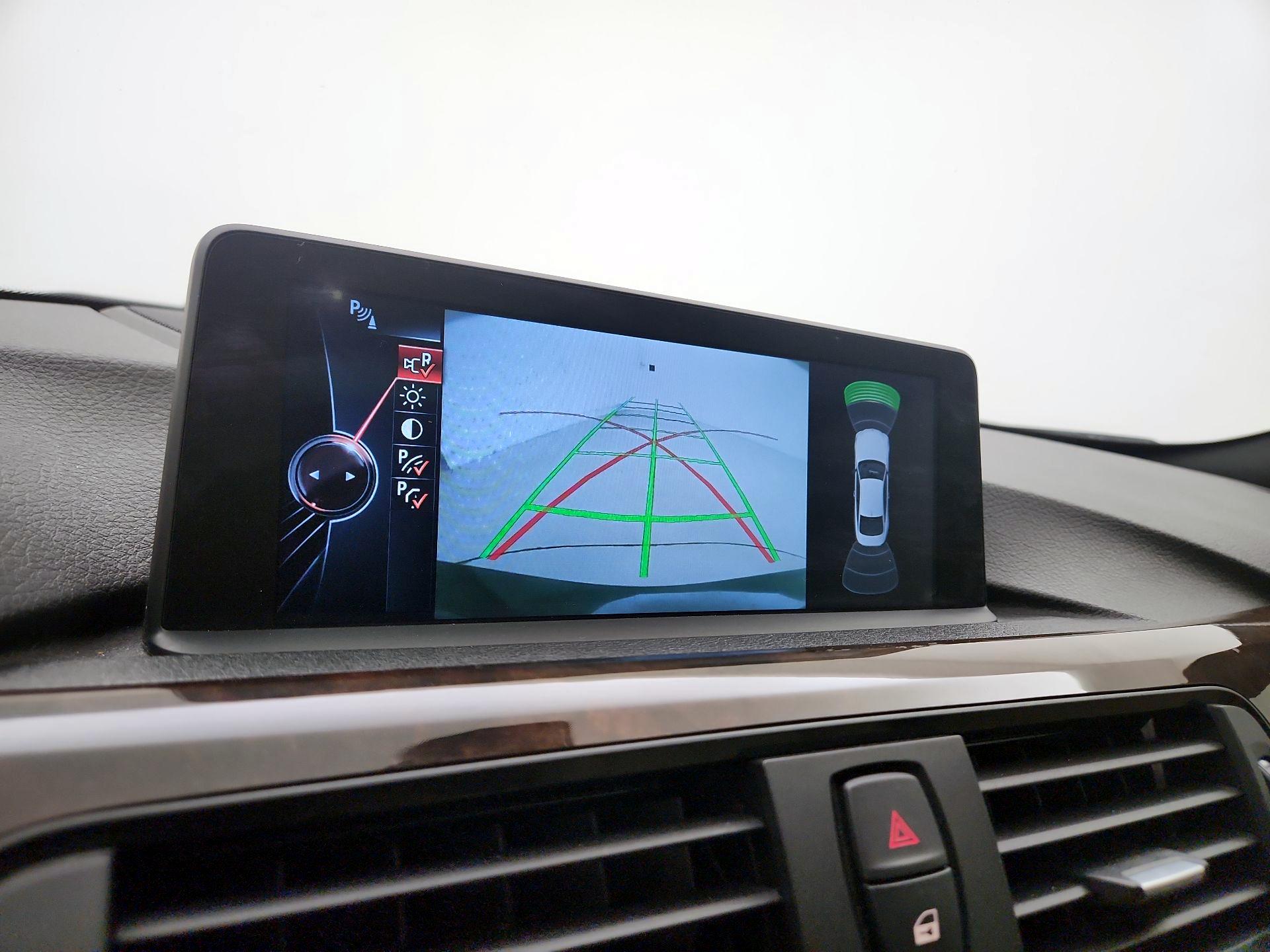 Thumbnail: 2015 BMW 4 Series - 15