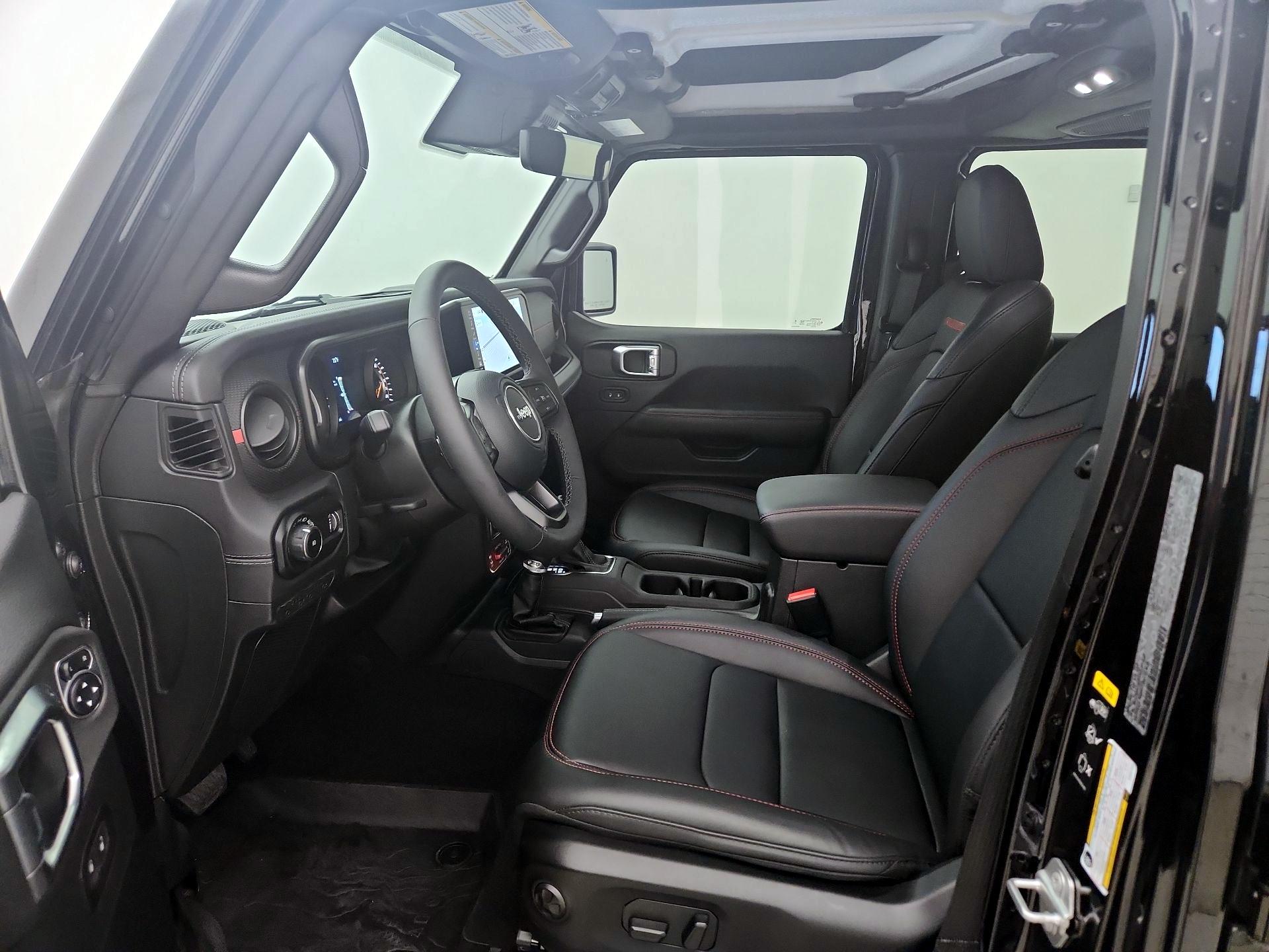 Thumbnail: 2025 Jeep Wrangler - 11