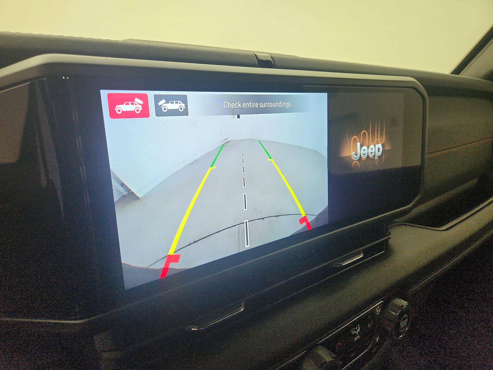 Thumbnail: 2025 Jeep Wrangler - 15