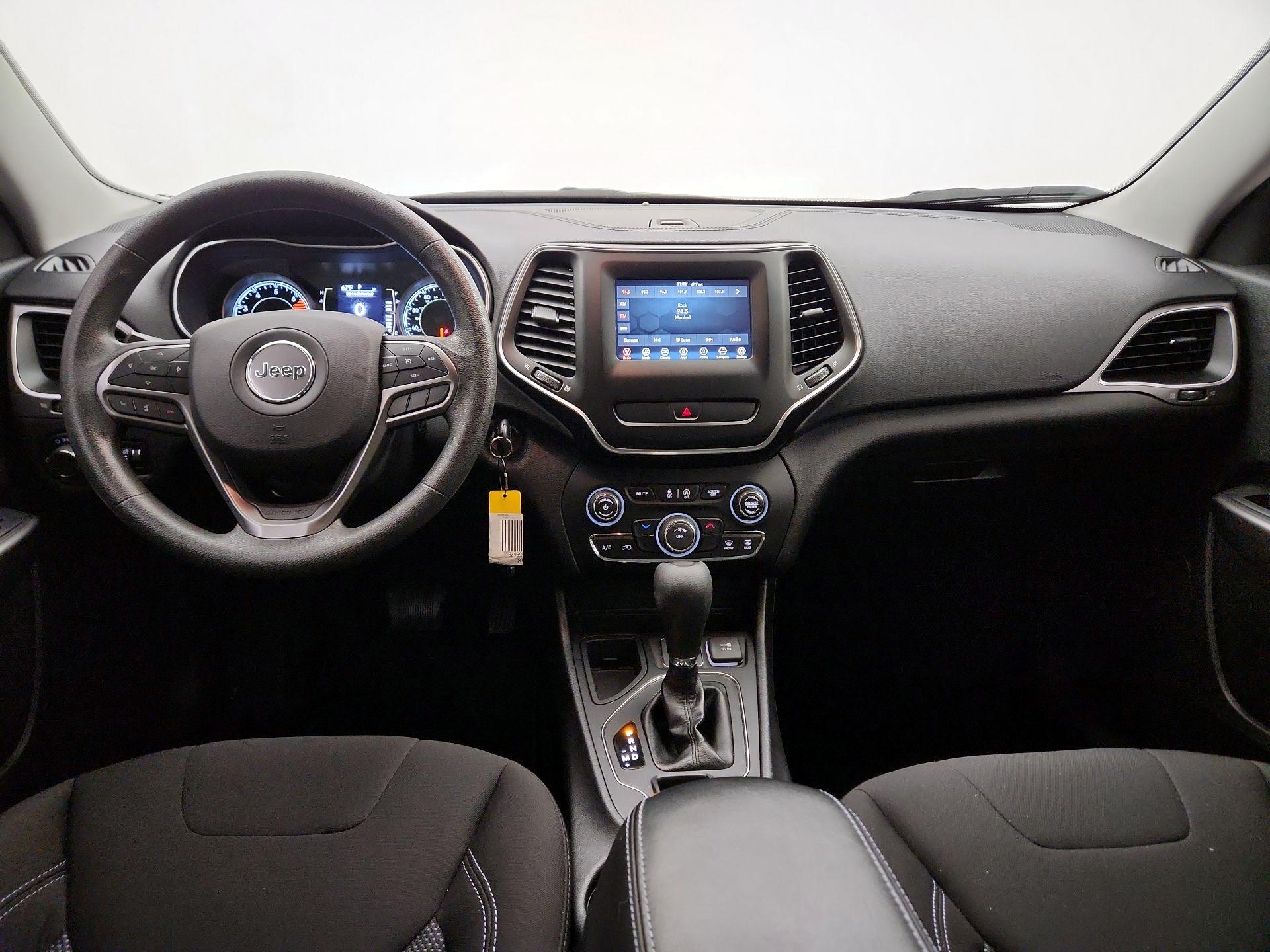 Thumbnail: 2020 Jeep Cherokee - 9