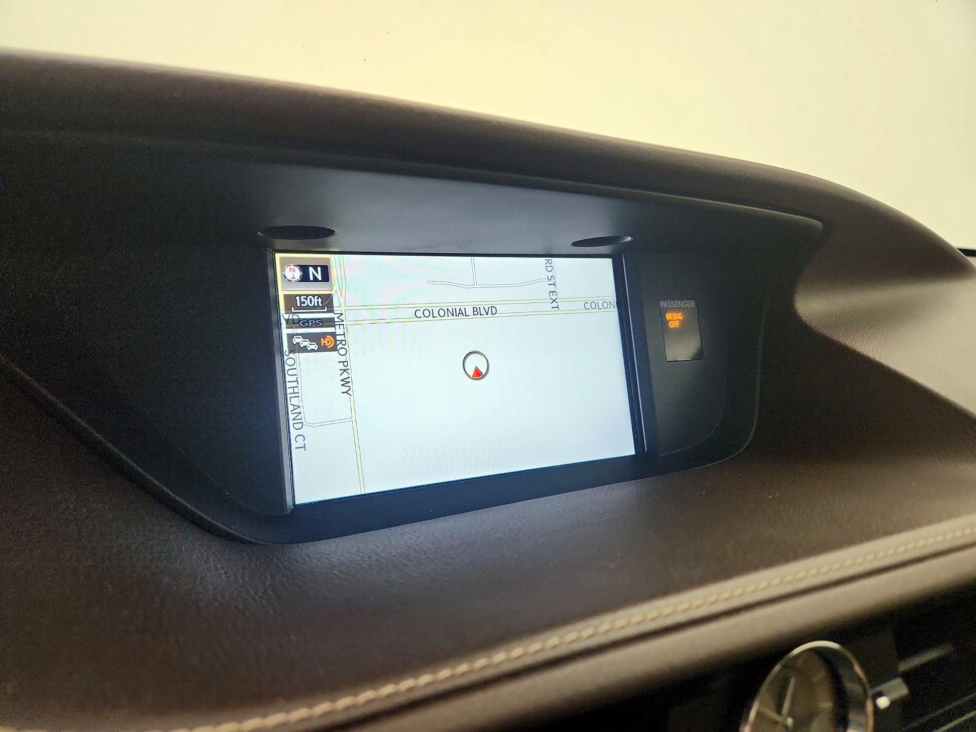 Thumbnail: 2017 Lexus ES - 14