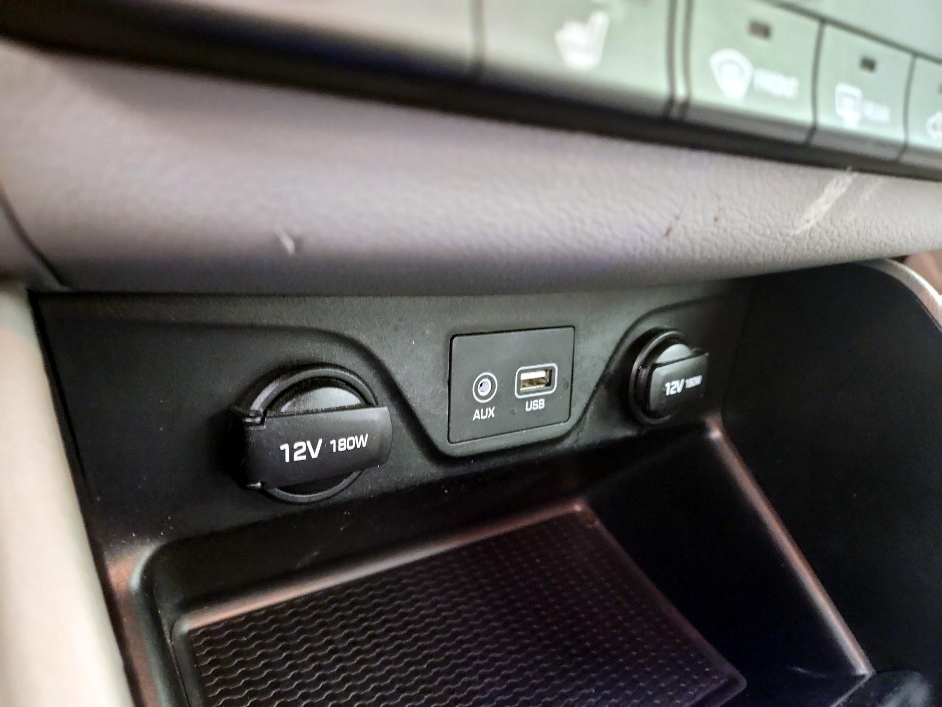 Thumbnail: 2020 Hyundai Tucson - 18