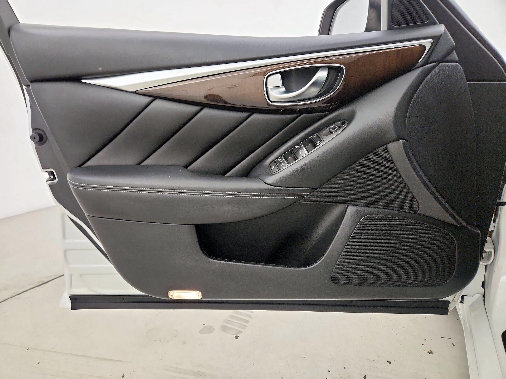 Thumbnail: 2018 INFINITI Q50 - 12