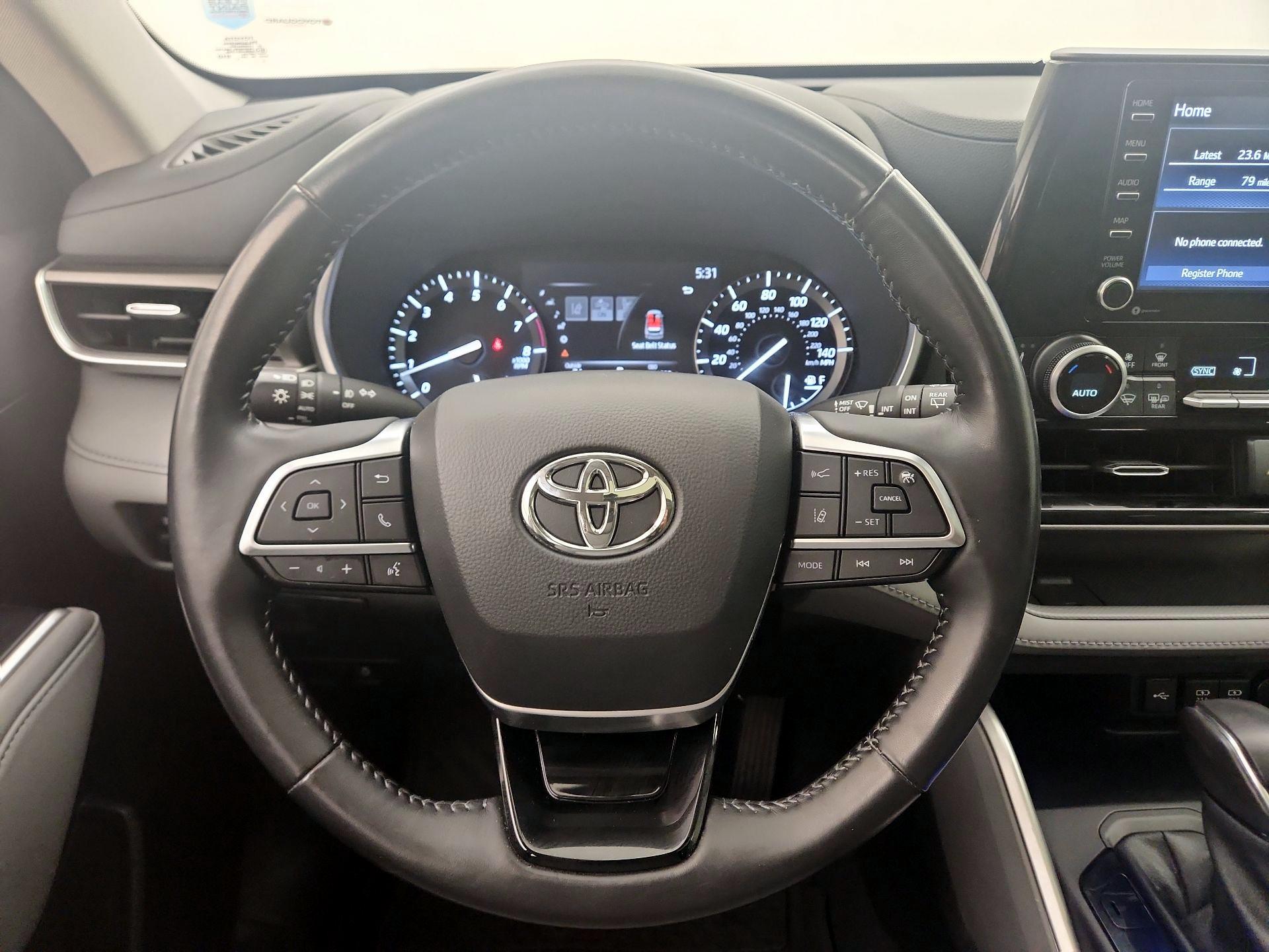 Thumbnail: 2020 Toyota Highlander - 10